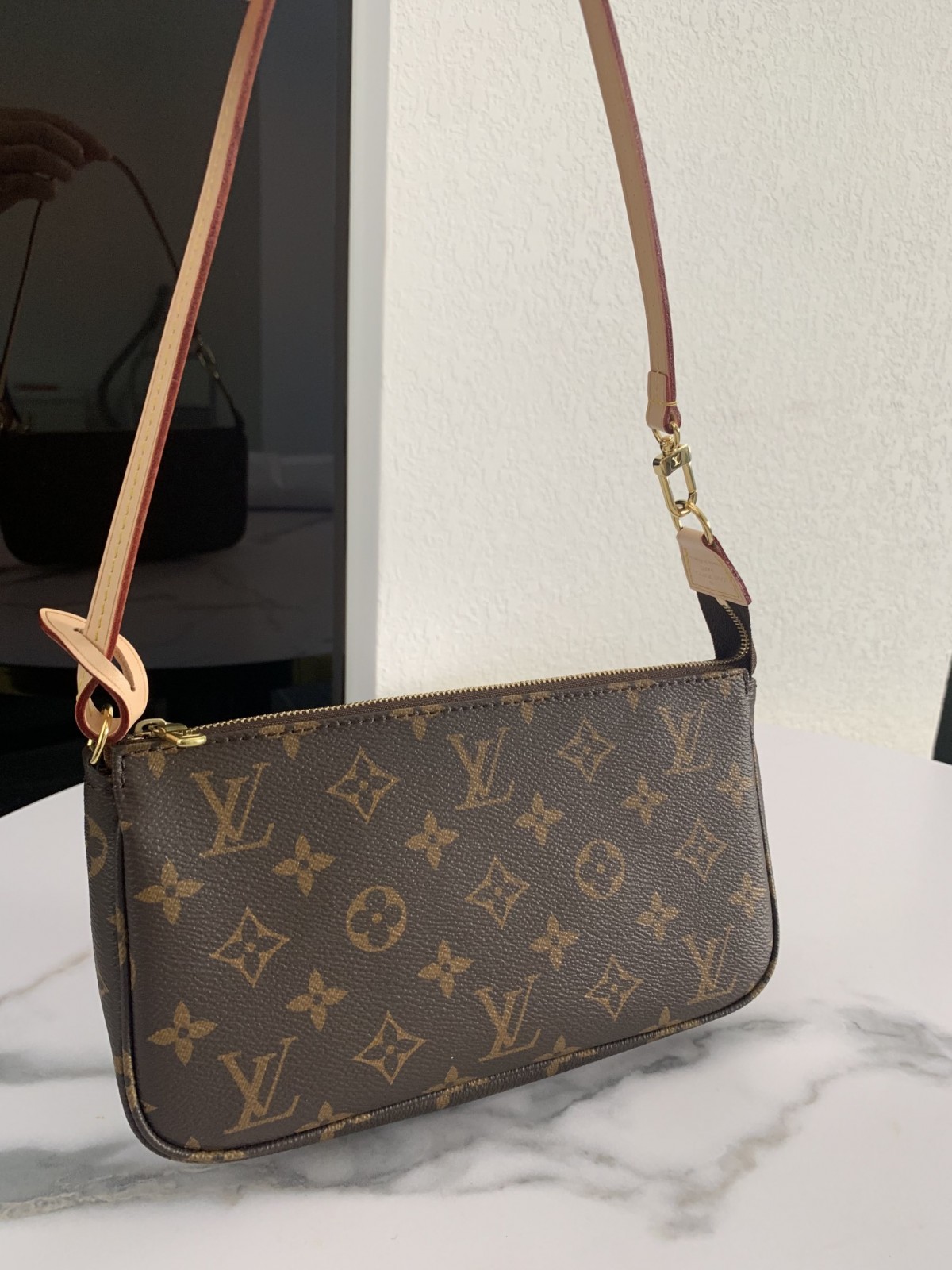 Shebag Louis Vuitton M40712 Pochette accessory bag full review(2024 Sep updated)-Best Quality Fake designer Bag Review, Replica designer bag ru Shebag Louis Vuitton M40712 Pochette accessory bag full review(2024 Sep updated)-Best Quality Fake designer Bag Review, Replica designer bag ru