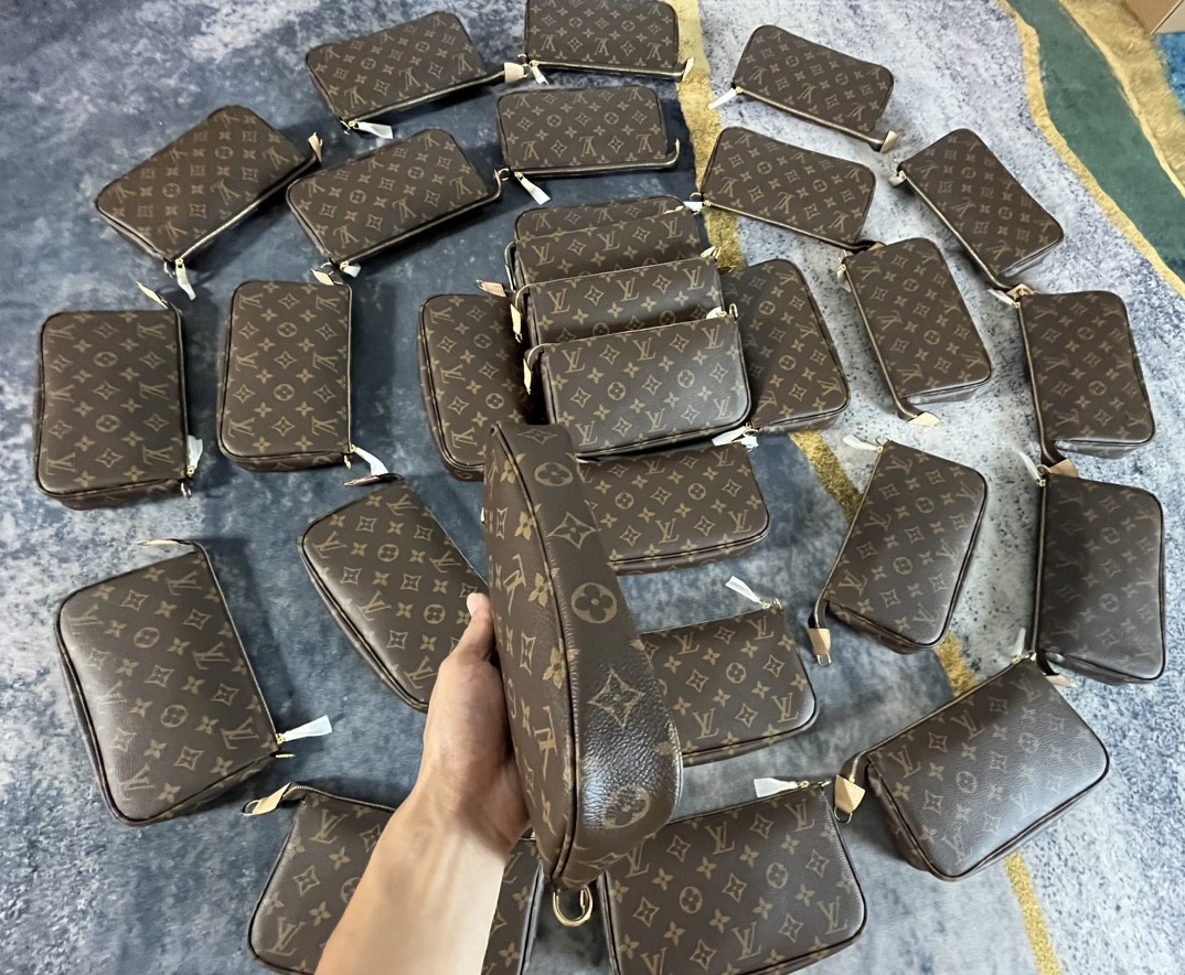 Shebag Louis Vuitton M40712 Pochette accessory bag full review(2024 Sep updated)-Best Quality Fake designer Bag Review, Replica designer bag ru Shebag Louis Vuitton M40712 Pochette accessory bag full review(2024 Sep updated)-Best Quality Fake designer Bag Review, Replica designer bag ru