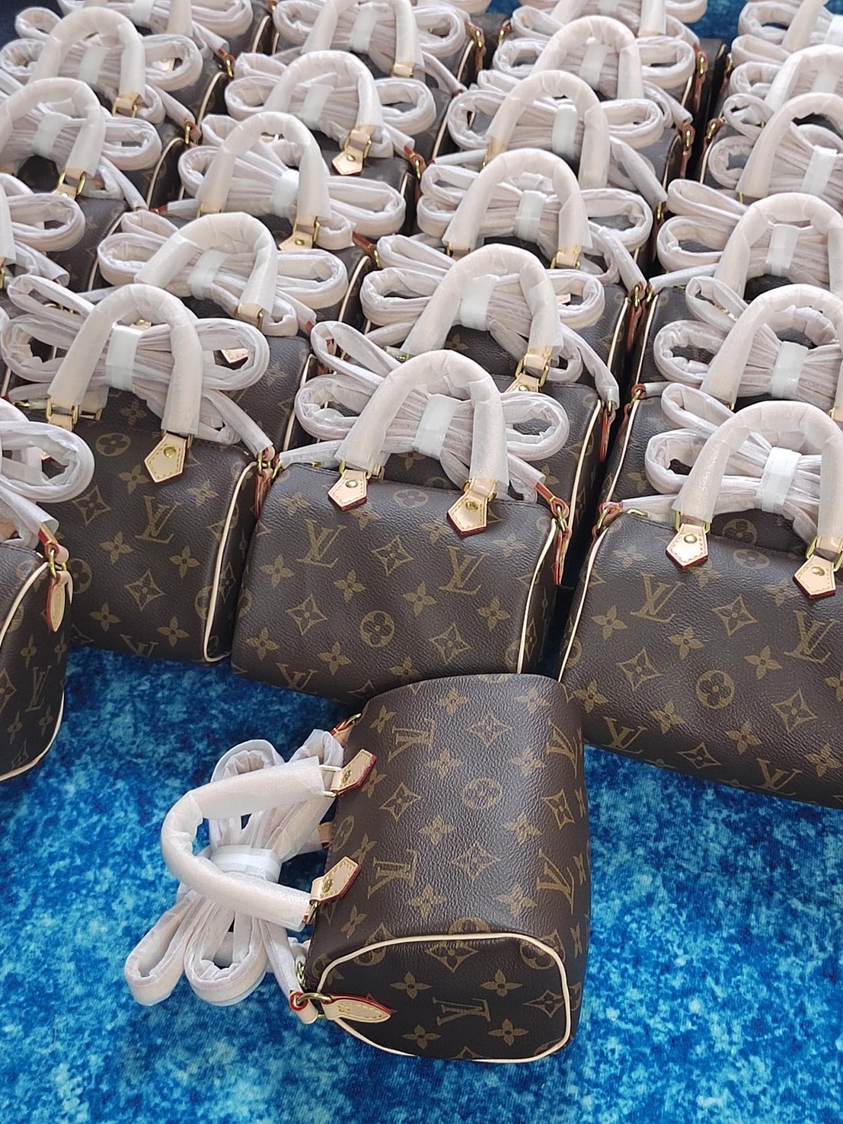 Shebag Louis Vuitton M41113 SPEEDY 25 full review (2024 Sep updated)-Best Quality Fake designer Bag Review, Replica designer bag ru Shebag Louis Vuitton M41113 SPEEDY 25 full review (2024 Sep updated)-Best Quality Fake designer Bag Review, Replica designer bag ru