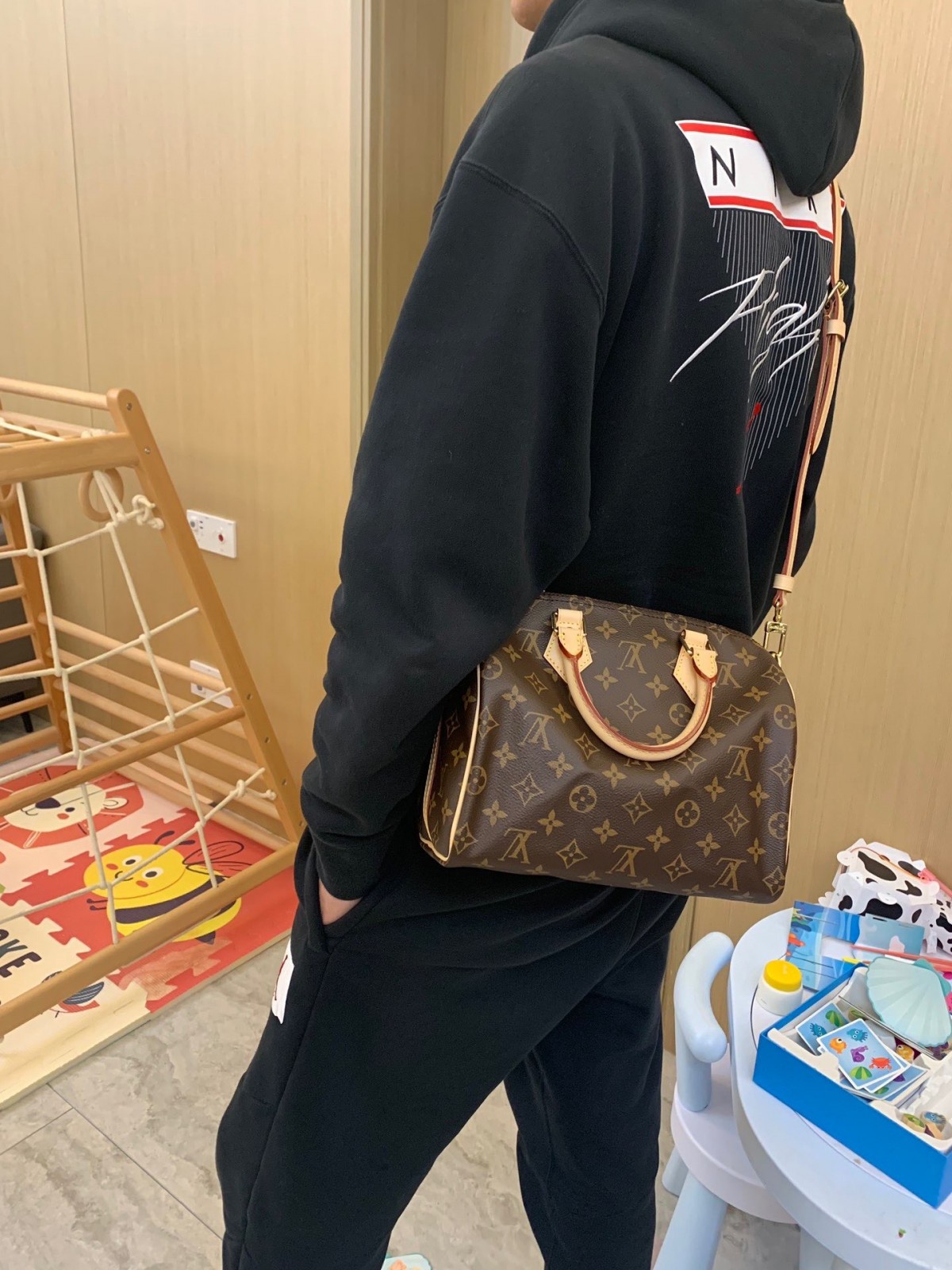 Shebag Louis Vuitton M41113 SPEEDY 25 full review (2024 Sep updated)-Best Quality Fake designer Bag Review, Replica designer bag ru Shebag Louis Vuitton M41113 SPEEDY 25 full review (2024 Sep updated)-Best Quality Fake designer Bag Review, Replica designer bag ru