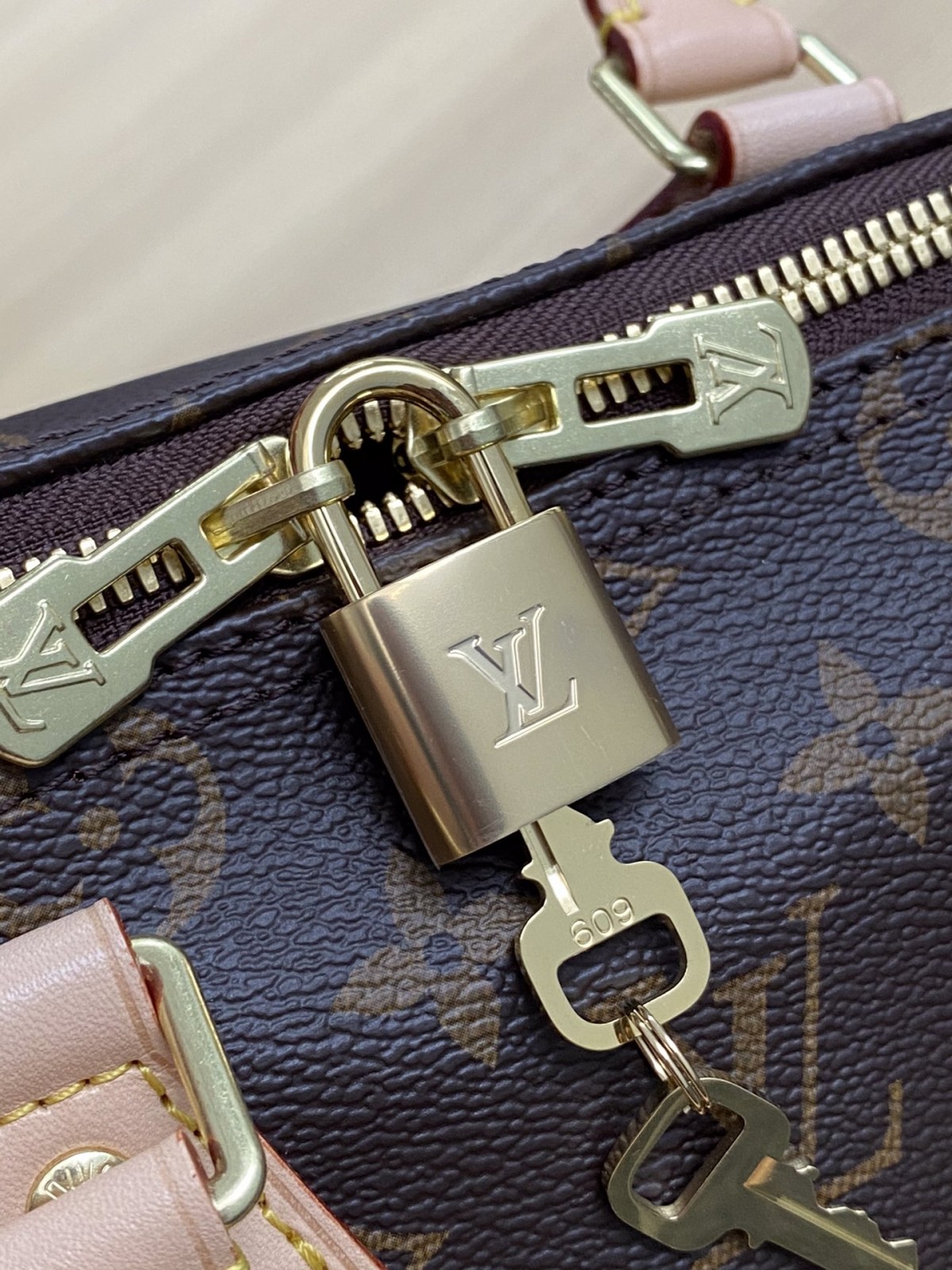 Shebag Louis Vuitton M41113 SPEEDY 25 full review (2024 Sep updated)-Best Quality Fake designer Bag Review, Replica designer bag ru Shebag Louis Vuitton M41113 SPEEDY 25 full review (2024 Sep updated)-Best Quality Fake designer Bag Review, Replica designer bag ru