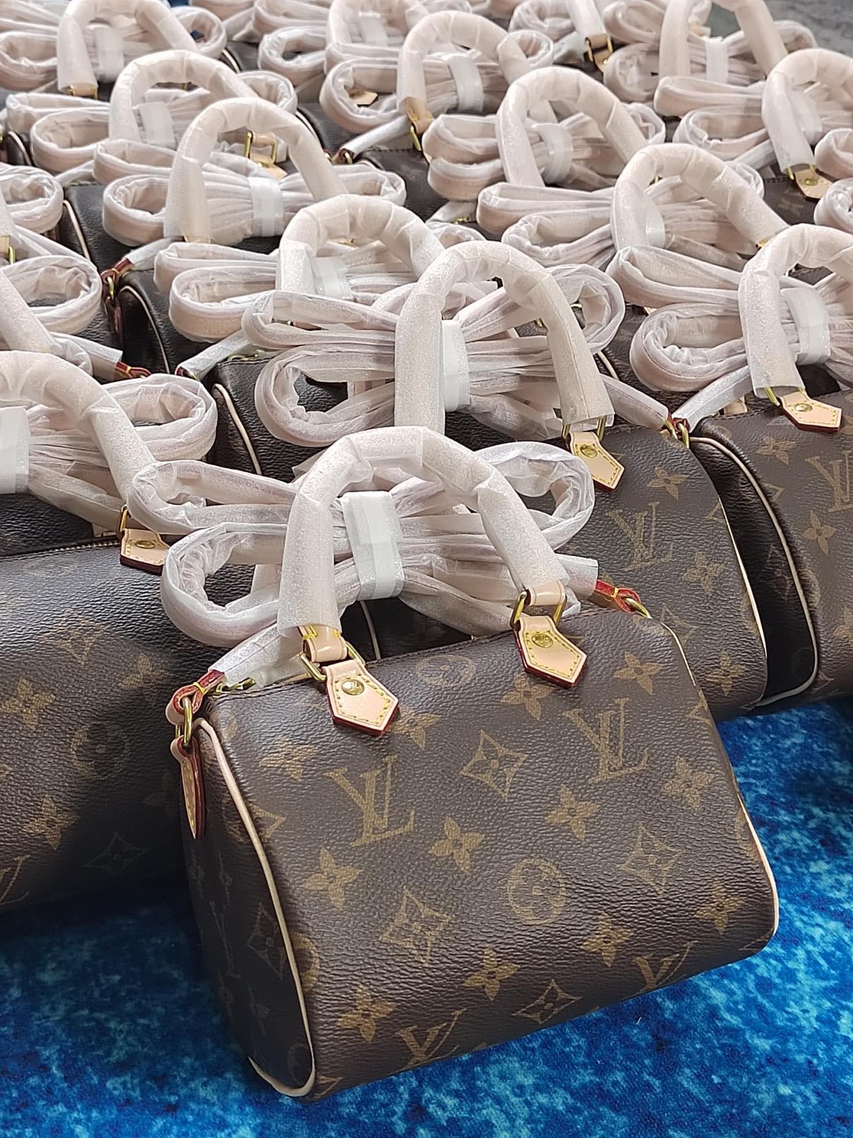 Shebag Louis Vuitton M41113 SPEEDY 25 full review (2024 Sep updated)-Best Quality Fake designer Bag Review, Replica designer bag ru Shebag Louis Vuitton M41113 SPEEDY 25 full review (2024 Sep updated)-Best Quality Fake designer Bag Review, Replica designer bag ru
