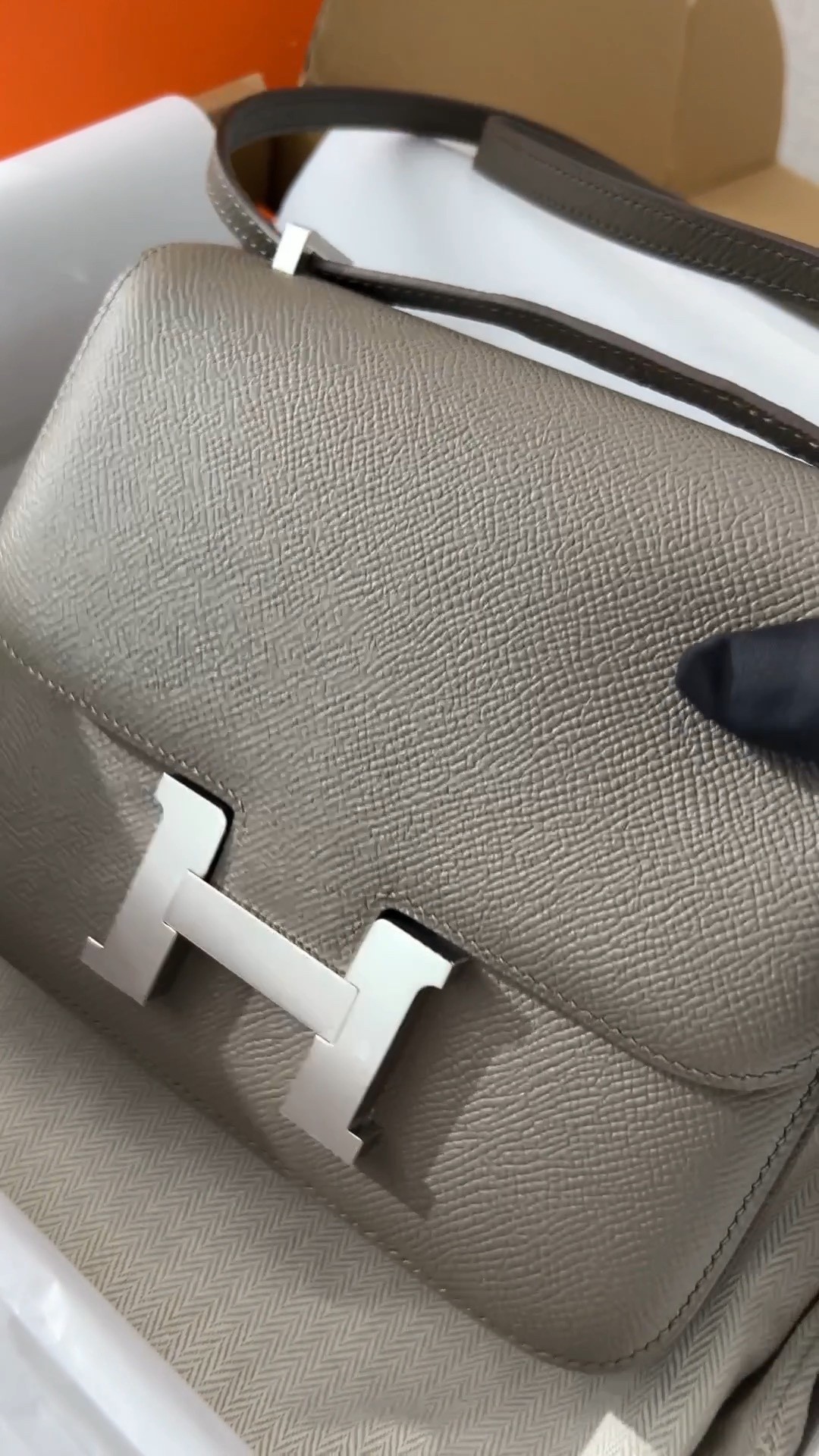 Shebag fully handmade Hermes Constance 19 in grey (2024 Oct updated)-Best Quality Fake designer Bag Review, Replica designer bag ru Shebag fully handmade Hermes Constance 19 in grey (2024 Oct updated)-Best Quality Fake designer Bag Review, Replica designer bag ru