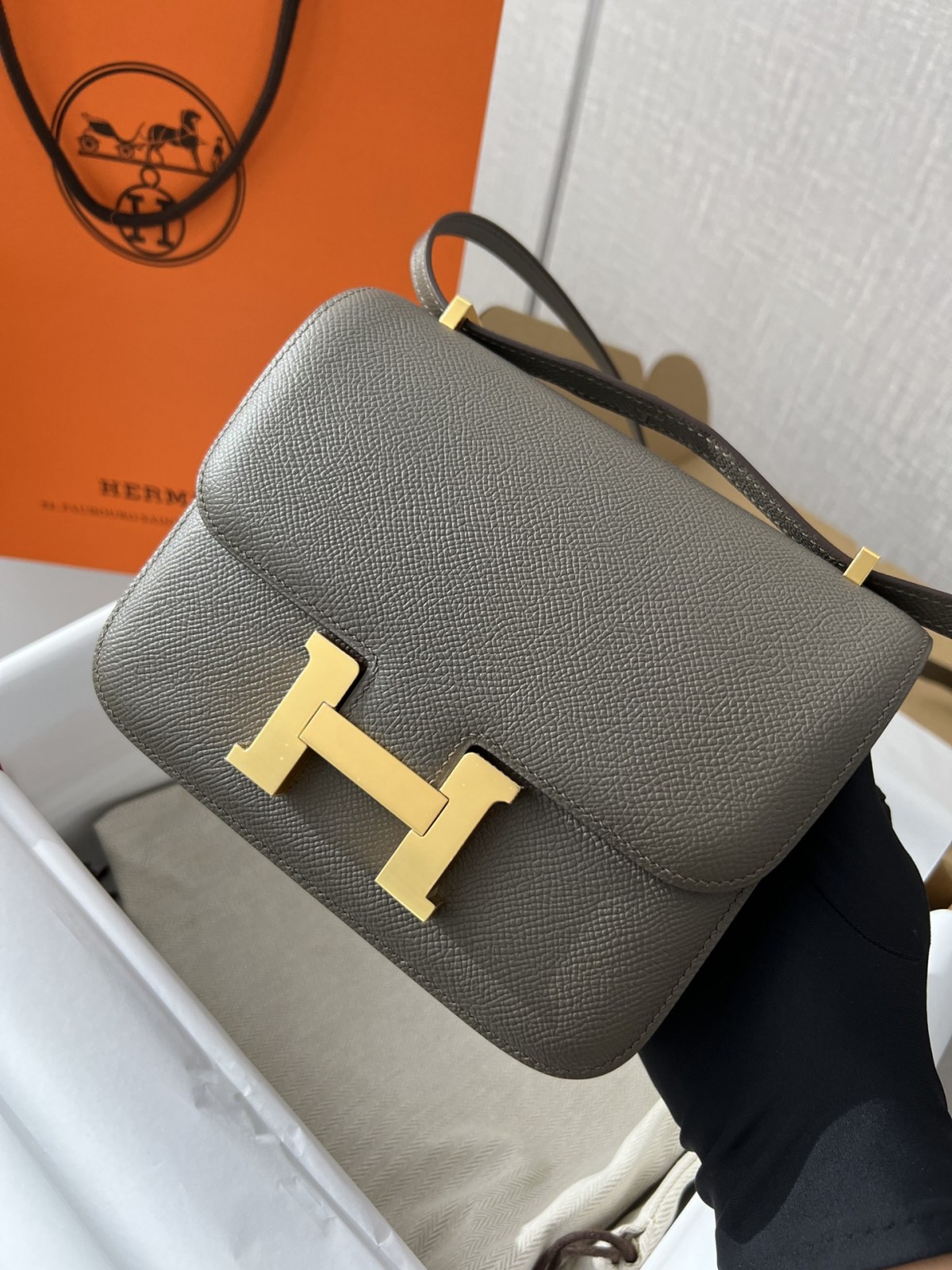 Shebag fully handmade Hermes Constance 19 in grey (2024 Oct updated)-Best Quality Fake designer Bag Review, Replica designer bag ru Shebag fully handmade Hermes Constance 19 in grey (2024 Oct updated)-Best Quality Fake designer Bag Review, Replica designer bag ru
