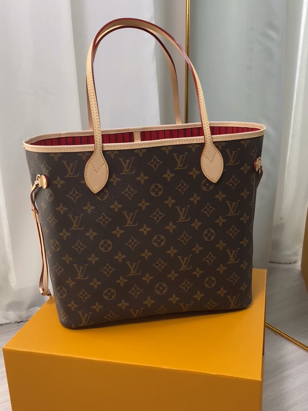 Shebag Louis Vuitton M41177  Neverfull medium size（2024 Oct updated）-Best Quality Fake designer Bag Review, Replica designer bag ru