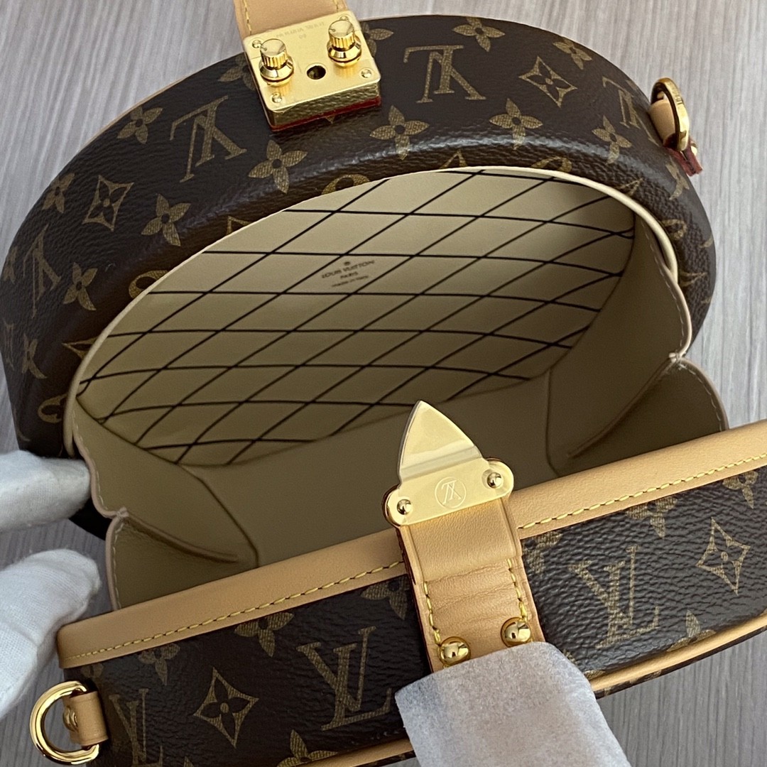Shebag Louis Vuitton M43514 PETITE BOITE CHAPEAU full review (2024 Oct updated)-Best Quality Fake designer Bag Review, Replica designer bag ru