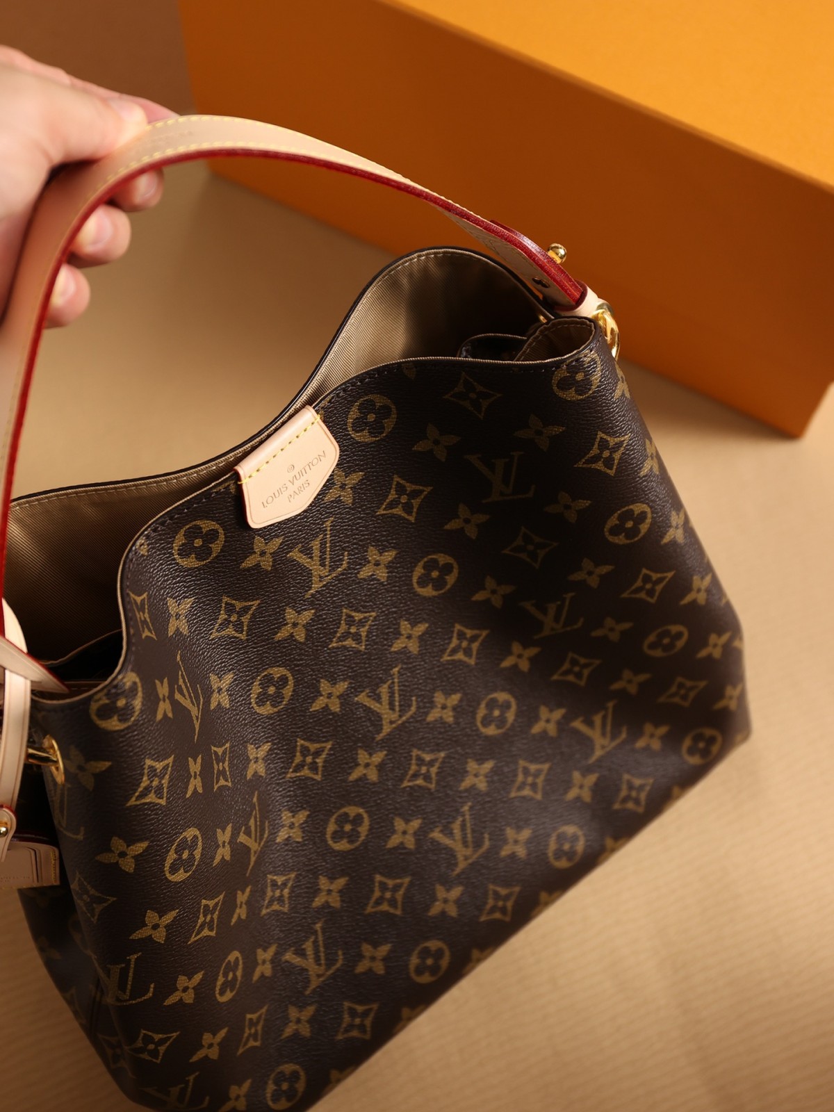 Shebag Louis Vuitton M43701 GRACEFUL small Bag full review （2024 NOV updated）-Best Quality Fake designer Bag Review, Replica designer bag ru