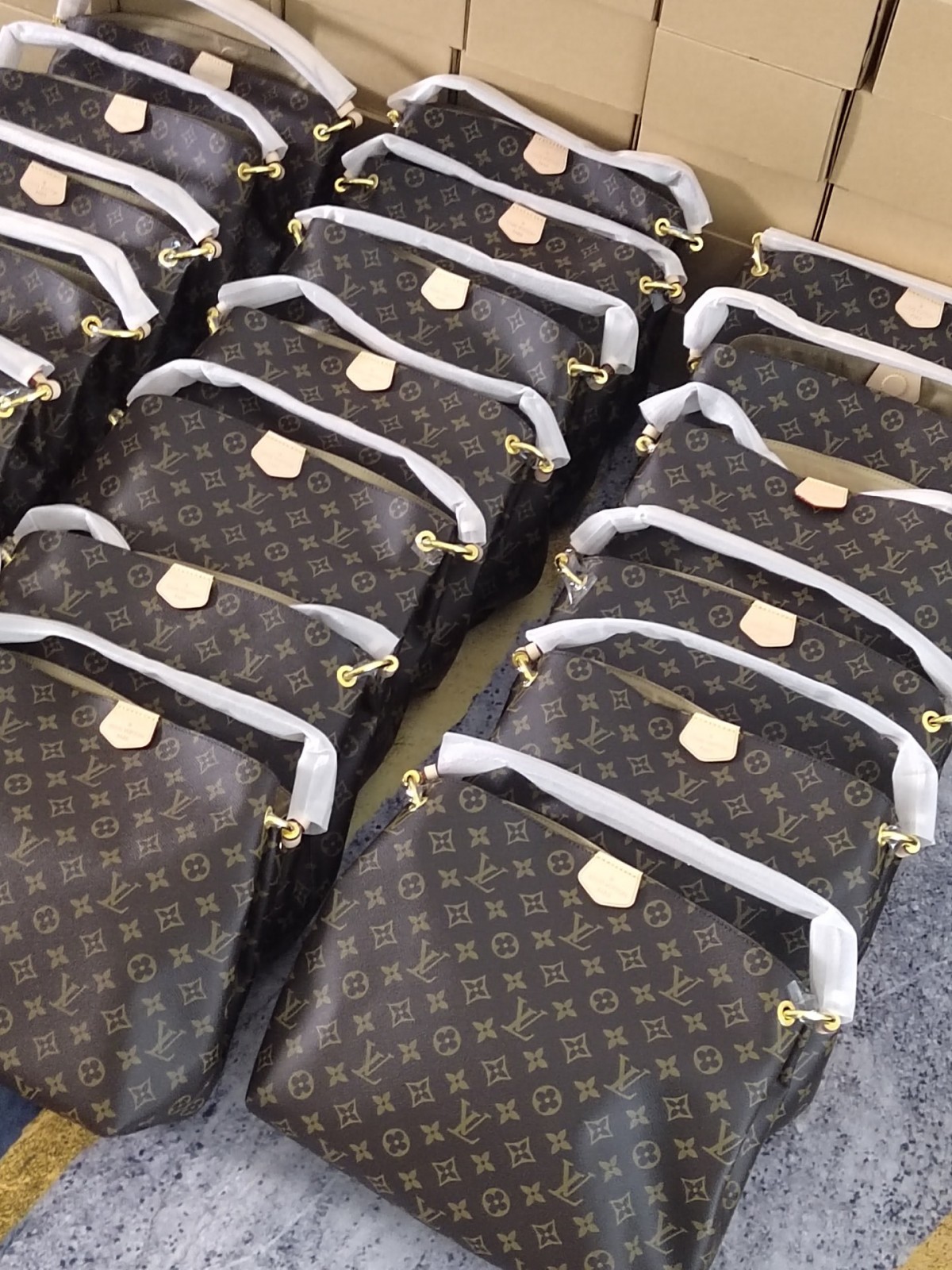 Shebag Louis Vuitton M43701 GRACEFUL small Bag full review （2024 NOV updated）-Best Quality Fake designer Bag Review, Replica designer bag ru
