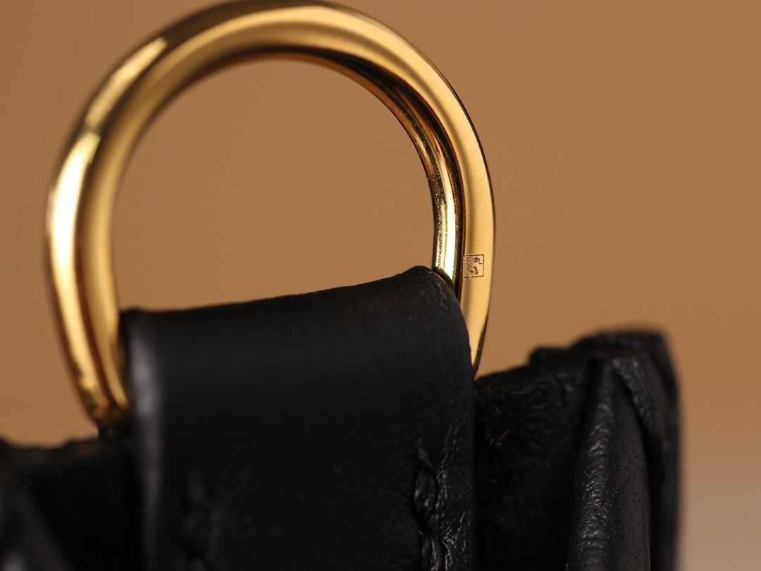 Shebag Hermes Evelyn 16 in black gold full review (2024 Nov updated)-Best Quality Fake designer Bag Review, Replica designer bag ru Shebag Hermes Evelyn 16 in black gold full review (2024 Nov updated)-Best Quality Fake designer Bag Review, Replica designer bag ru