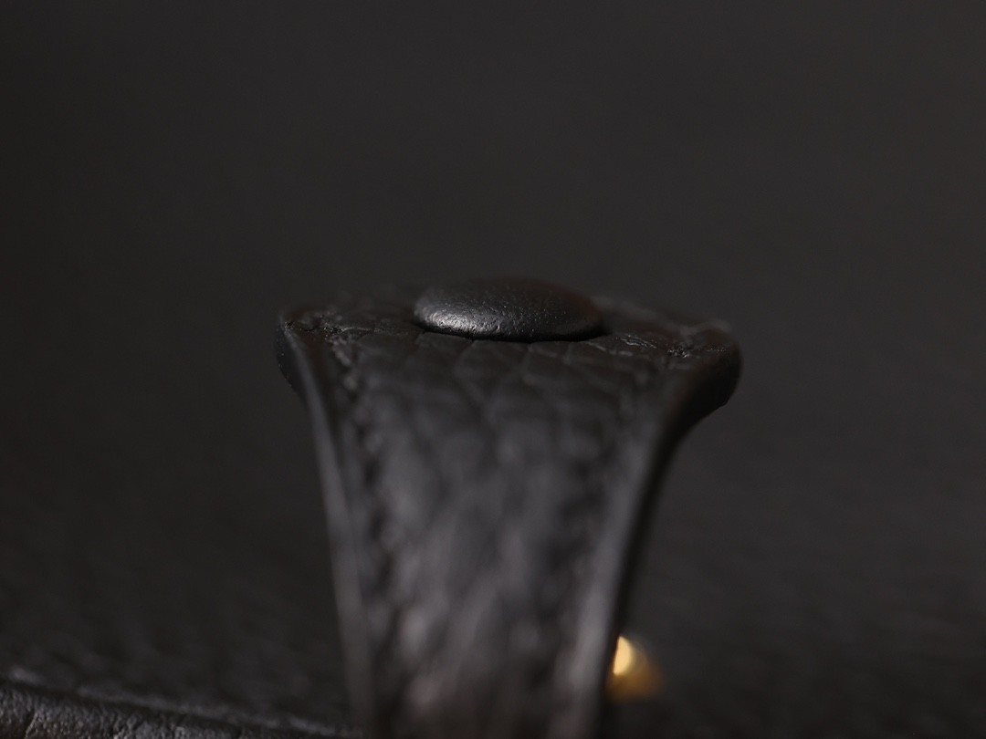 Shebag Hermes Evelyn 16 in black gold full review (2024 Nov updated)-Best Quality Fake designer Bag Review, Replica designer bag ru Shebag Hermes Evelyn 16 in black gold full review (2024 Nov updated)-Best Quality Fake designer Bag Review, Replica designer bag ru