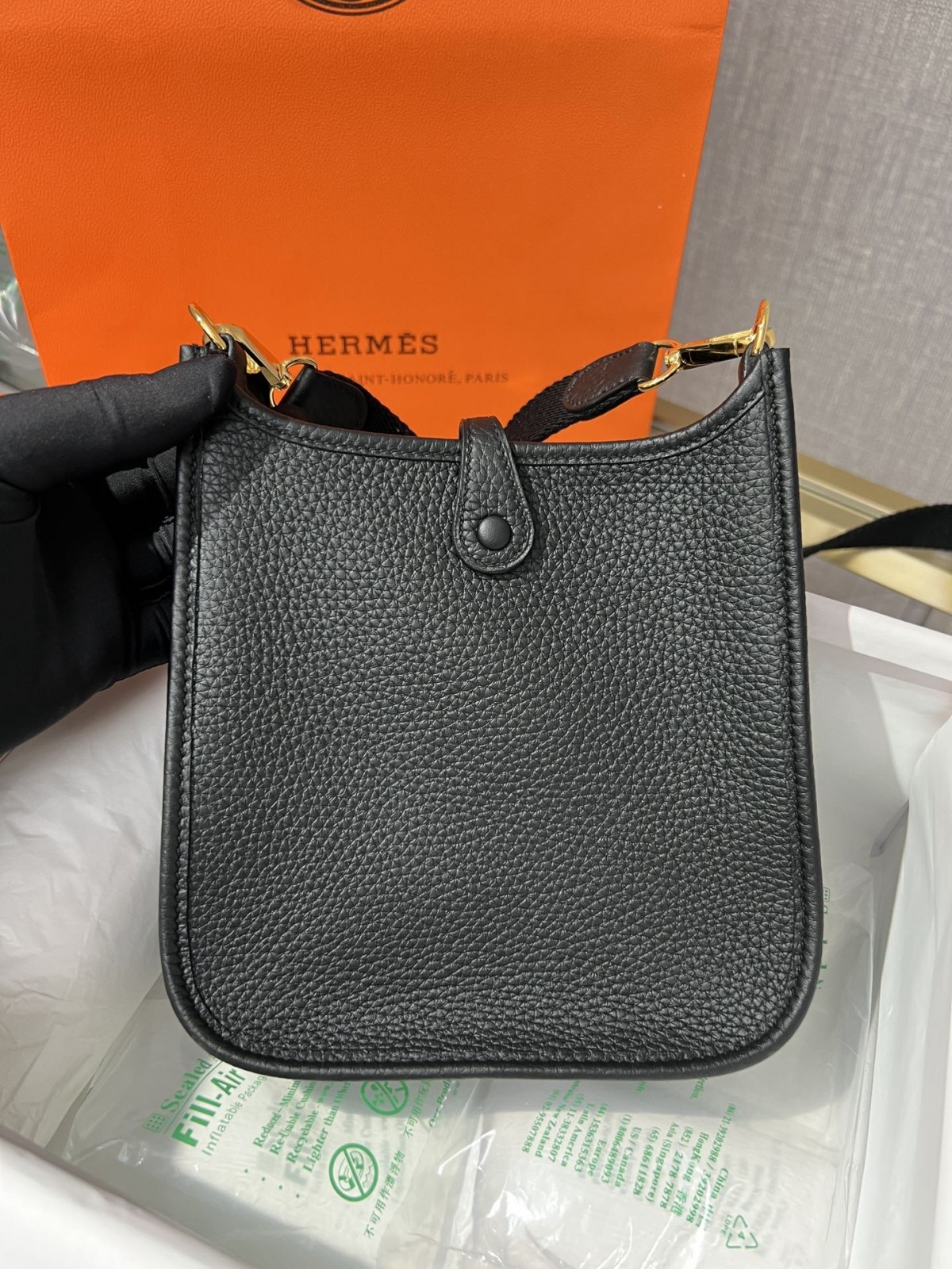 Shebag Hermes Evelyn 16 in black gold full review (2024 Nov updated)-Best Quality Fake designer Bag Review, Replica designer bag ru Shebag Hermes Evelyn 16 in black gold full review (2024 Nov updated)-Best Quality Fake designer Bag Review, Replica designer bag ru