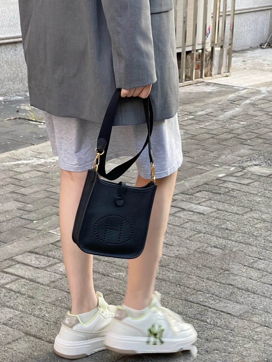 Shebag Hermes Evelyn 16 in black gold full review (2024 Nov updated)-Best Quality Fake designer Bag Review, Replica designer bag ru Shebag Hermes Evelyn 16 in black gold full review (2024 Nov updated)-Best Quality Fake designer Bag Review, Replica designer bag ru
