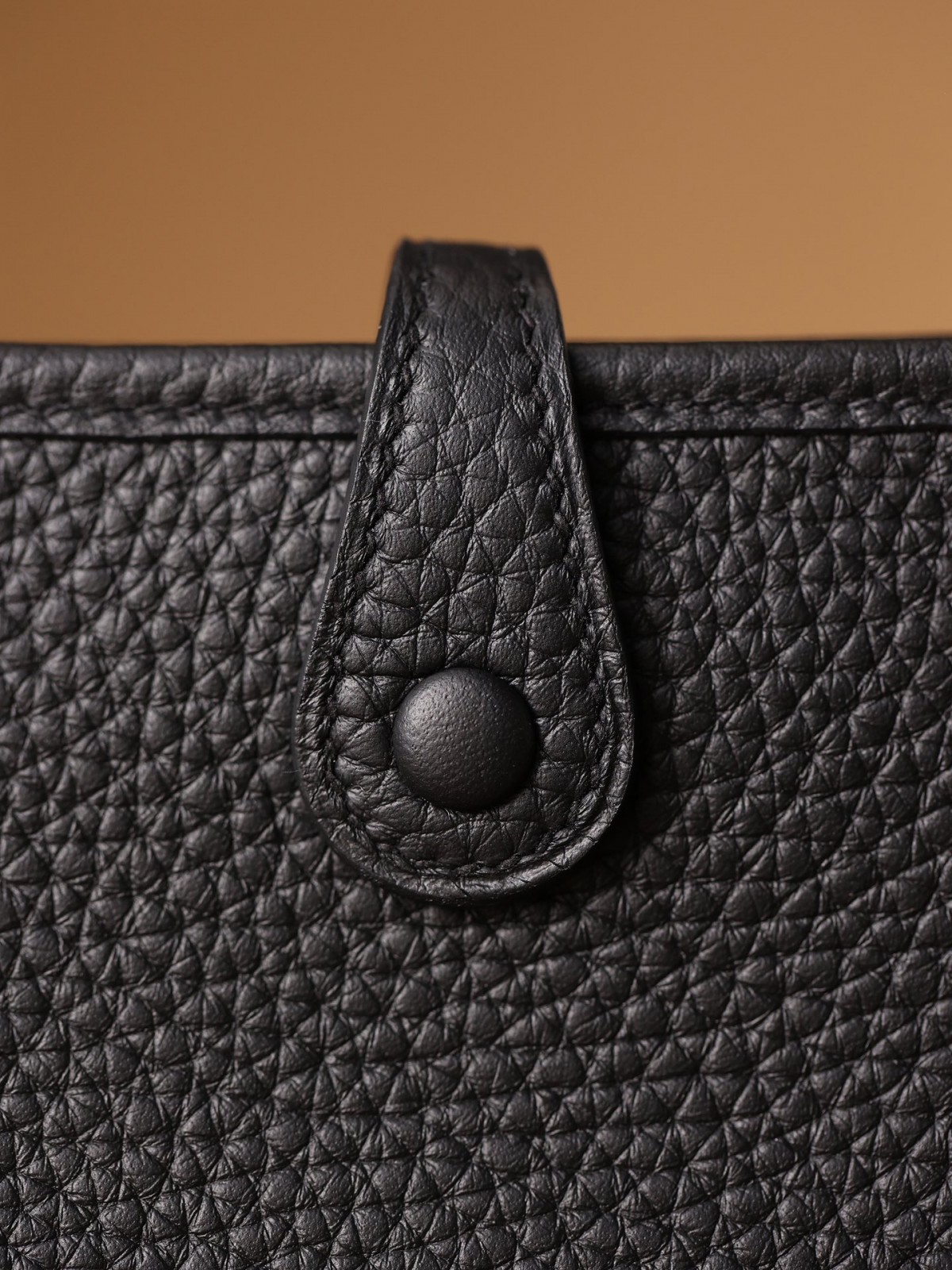 Shebag Hermes Evelyn 16 in black gold full review (2024 Nov updated)-Best Quality Fake designer Bag Review, Replica designer bag ru Shebag Hermes Evelyn 16 in black gold full review (2024 Nov updated)-Best Quality Fake designer Bag Review, Replica designer bag ru