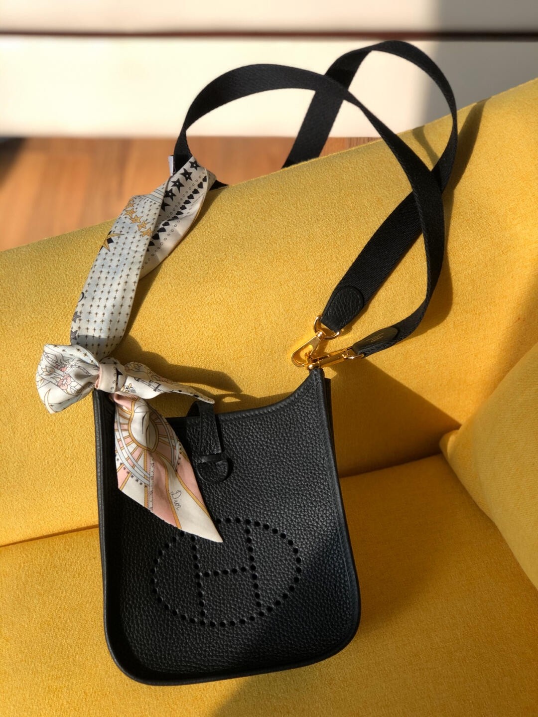 Shebag Hermes Evelyn 16 in black gold full review (2024 Nov updated)-Best Quality Fake designer Bag Review, Replica designer bag ru Shebag Hermes Evelyn 16 in black gold full review (2024 Nov updated)-Best Quality Fake designer Bag Review, Replica designer bag ru