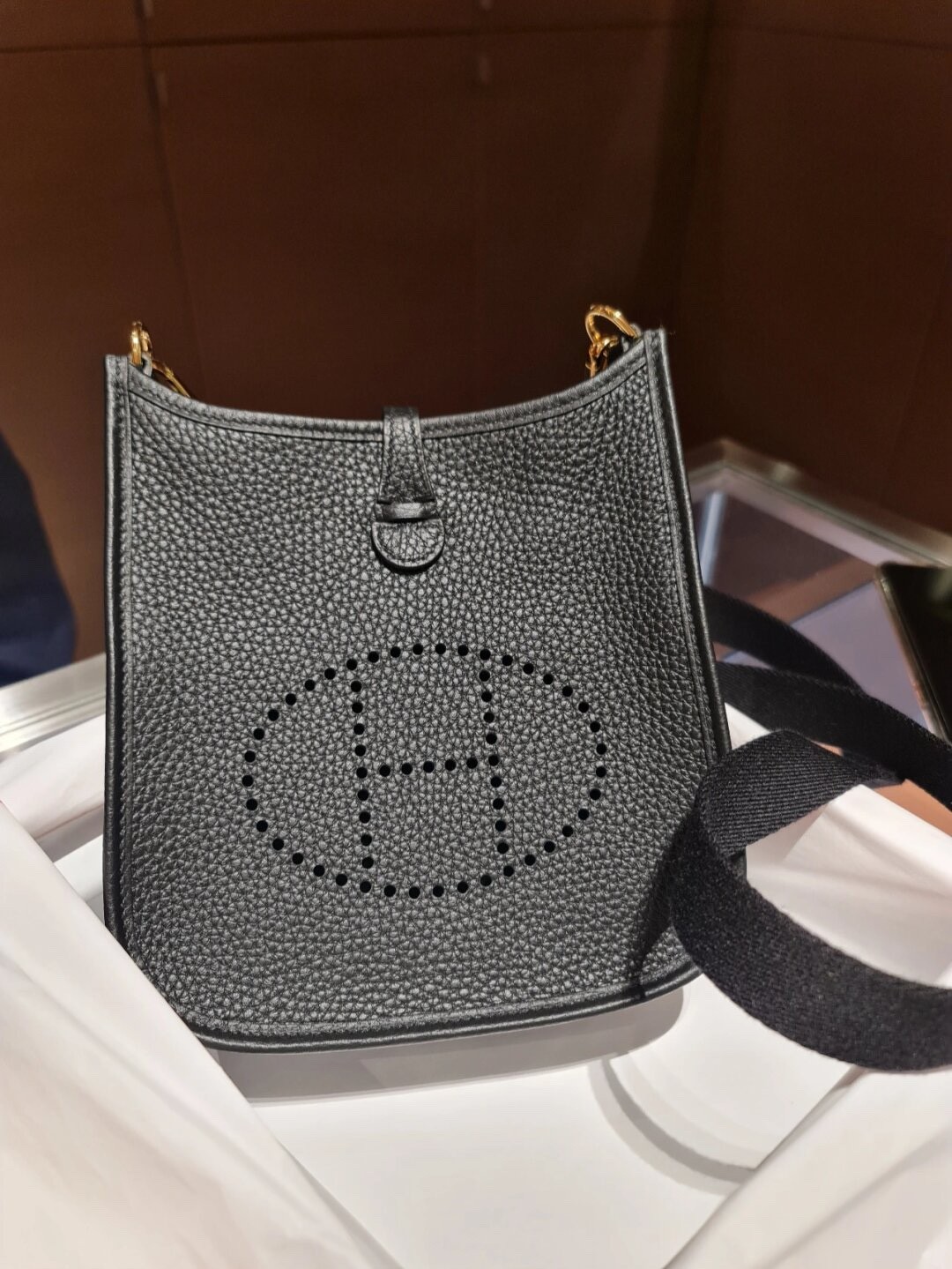 Shebag Hermes Evelyn 16 in black gold full review (2024 Nov updated)-Best Quality Fake designer Bag Review, Replica designer bag ru Shebag Hermes Evelyn 16 in black gold full review (2024 Nov updated)-Best Quality Fake designer Bag Review, Replica designer bag ru