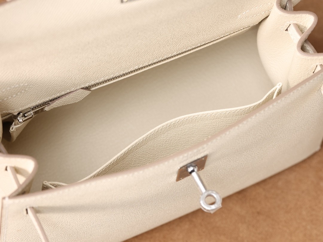 Shebag full handmade Hermes Kelly 25 in white Epsom leather full review (2024 Dec updated)-Best Quality Fake designer Bag Review, Replica designer bag ru Shebag full handmade Hermes Kelly 25 in white Epsom leather full review (2024 Dec updated)-Best Quality Fake designer Bag Review, Replica designer bag ru