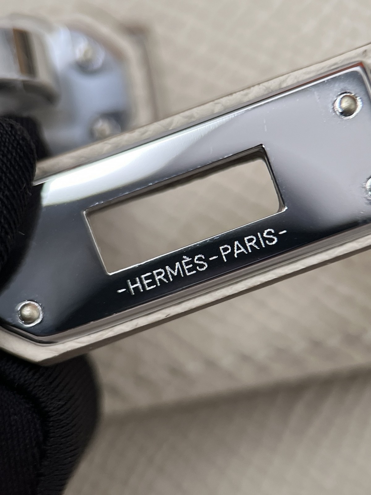 Shebag full handmade Hermes Kelly 25 in white Epsom leather full review (2024 Dec updated)-Best Quality Fake designer Bag Review, Replica designer bag ru Shebag full handmade Hermes Kelly 25 in white Epsom leather full review (2024 Dec updated)-Best Quality Fake designer Bag Review, Replica designer bag ru