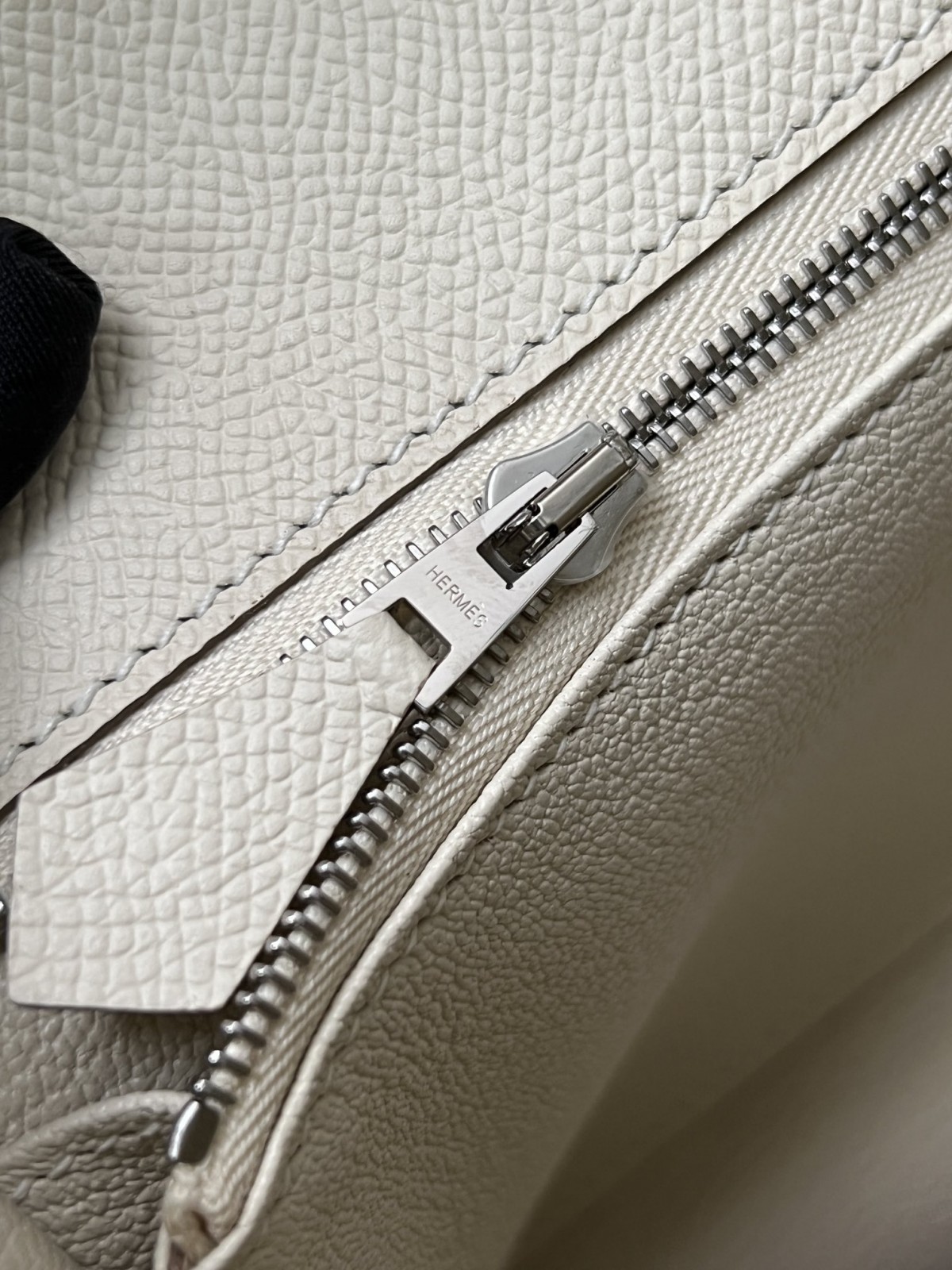 Shebag full handmade Hermes Kelly 25 in white Epsom leather full review (2024 Dec updated)-Best Quality Fake designer Bag Review, Replica designer bag ru Shebag full handmade Hermes Kelly 25 in white Epsom leather full review (2024 Dec updated)-Best Quality Fake designer Bag Review, Replica designer bag ru