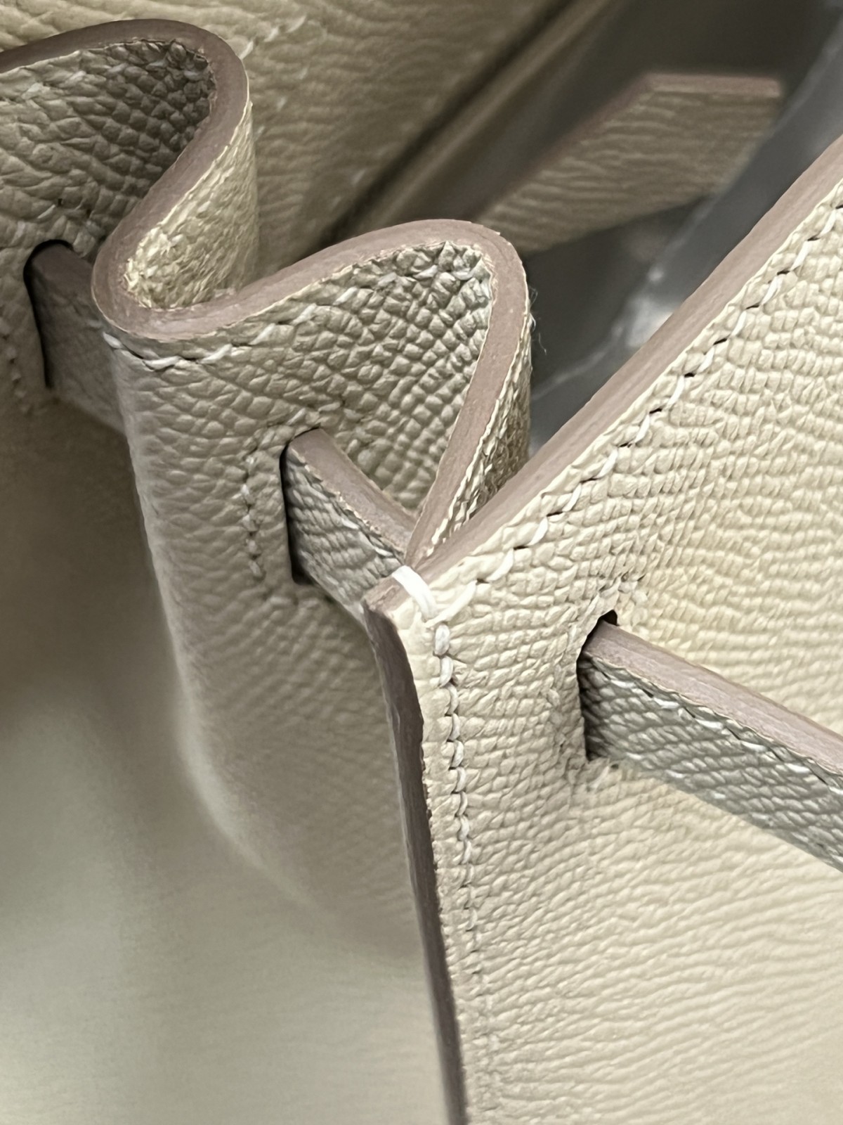 Shebag full handmade Hermes Kelly 25 in white Epsom leather full review (2024 Dec updated)-Best Quality Fake designer Bag Review, Replica designer bag ru Shebag full handmade Hermes Kelly 25 in white Epsom leather full review (2024 Dec updated)-Best Quality Fake designer Bag Review, Replica designer bag ru