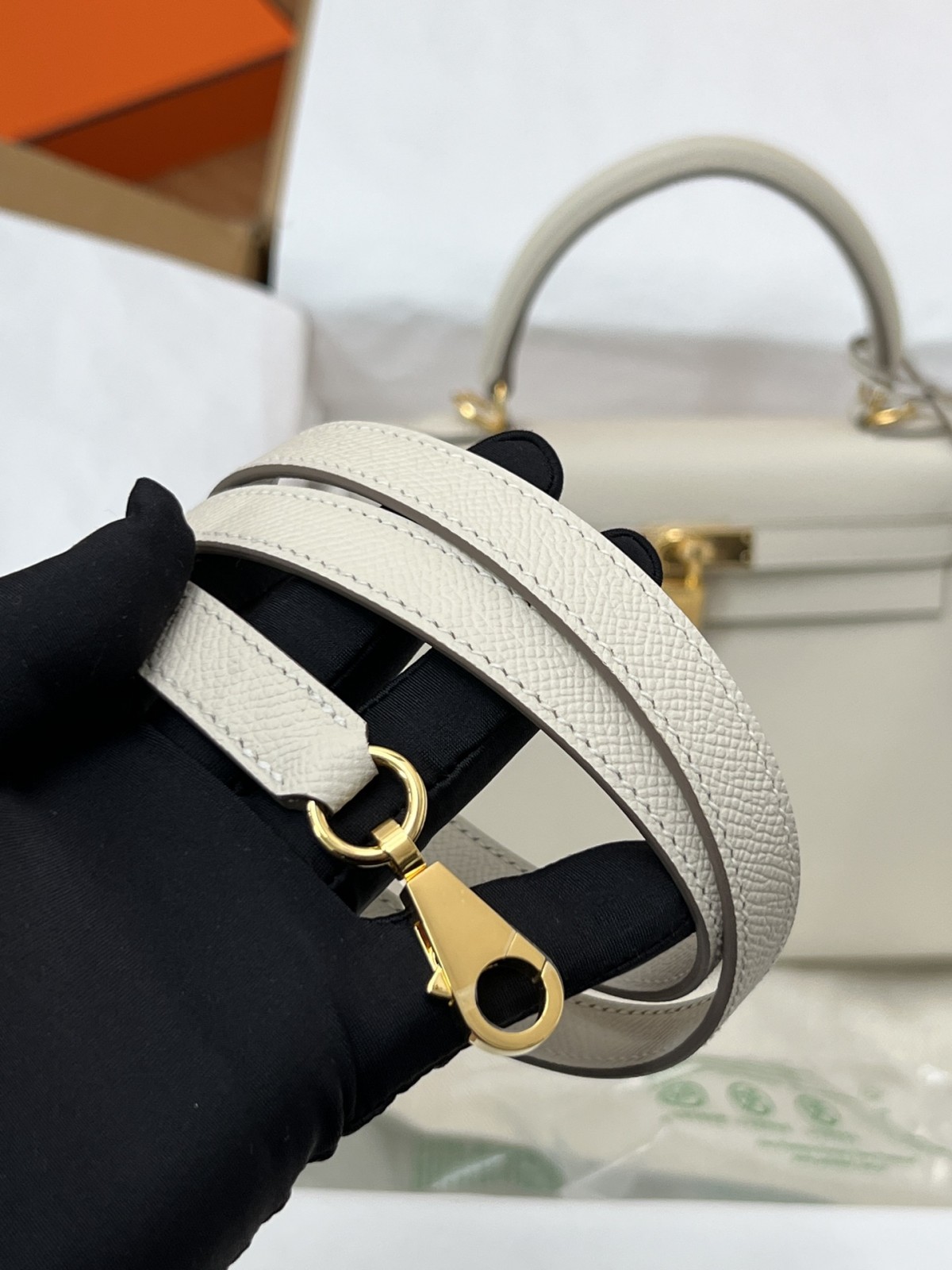Shebag 15% off!And Hermes Kelly 25 snow white bag in gold hardware fully hand made review (2024 Dec updated)-Best Quality Fake designer Bag Review, Replica designer bag ru Shebag 15% off!And Hermes Kelly 25 snow white bag in gold hardware fully hand made review (2024 Dec updated)-Best Quality Fake designer Bag Review, Replica designer bag ru