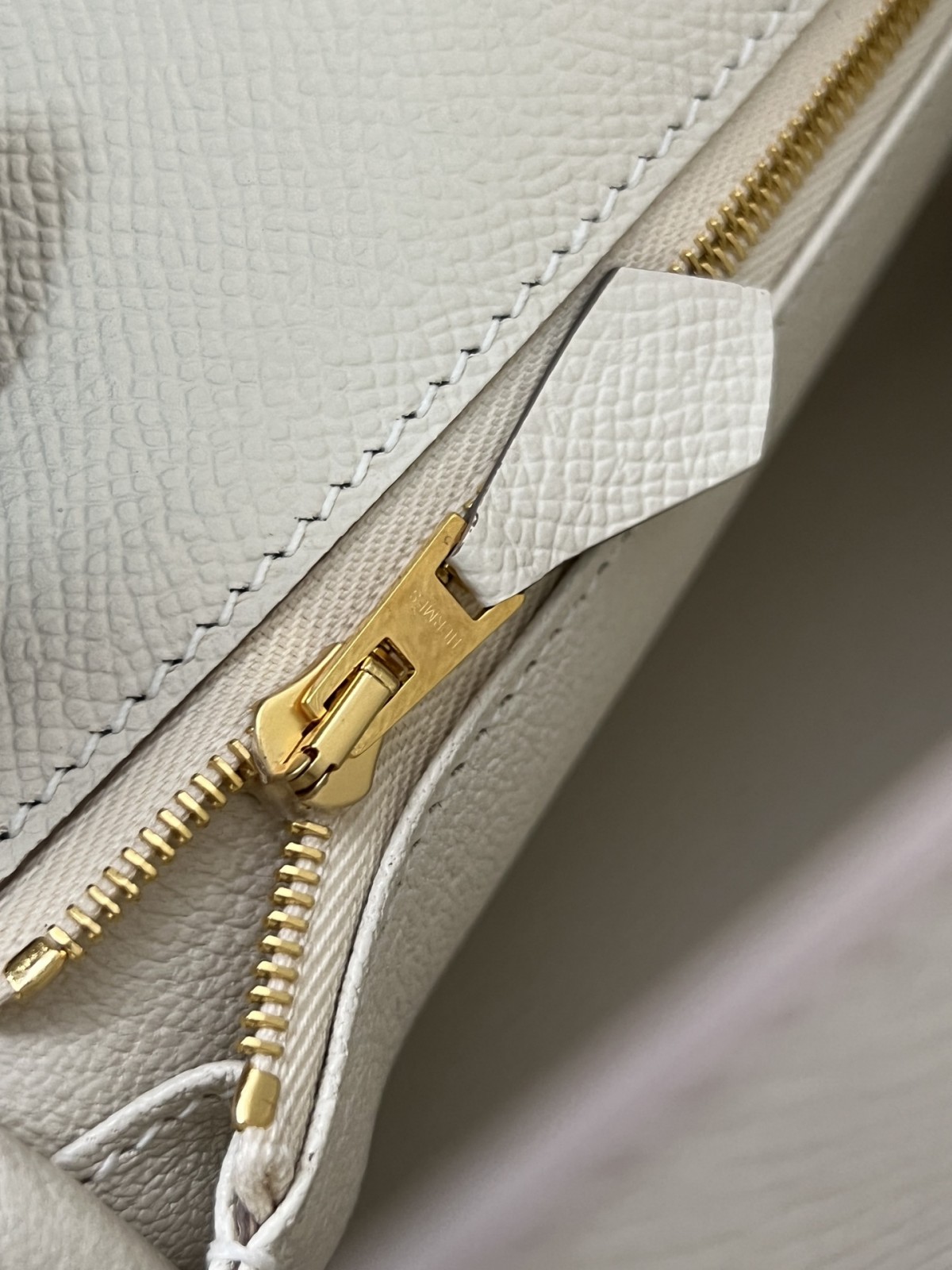 Shebag 15% off!And Hermes Kelly 25 snow white bag in gold hardware fully hand made review (2024 Dec updated)-Best Quality Fake designer Bag Review, Replica designer bag ru Shebag 15% off!And Hermes Kelly 25 snow white bag in gold hardware fully hand made review (2024 Dec updated)-Best Quality Fake designer Bag Review, Replica designer bag ru