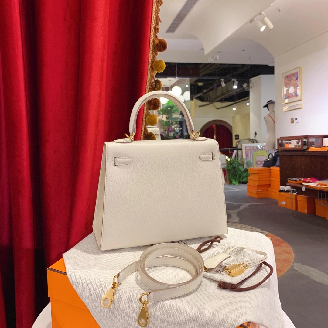 Shebag 15% off!And Hermes Kelly 25 snow white bag in gold hardware fully hand made review (2024 Dec updated)-Best Quality Fake designer Bag Review, Replica designer bag ru Shebag 15% off!And Hermes Kelly 25 snow white bag in gold hardware fully hand made review (2024 Dec updated)-Best Quality Fake designer Bag Review, Replica designer bag ru