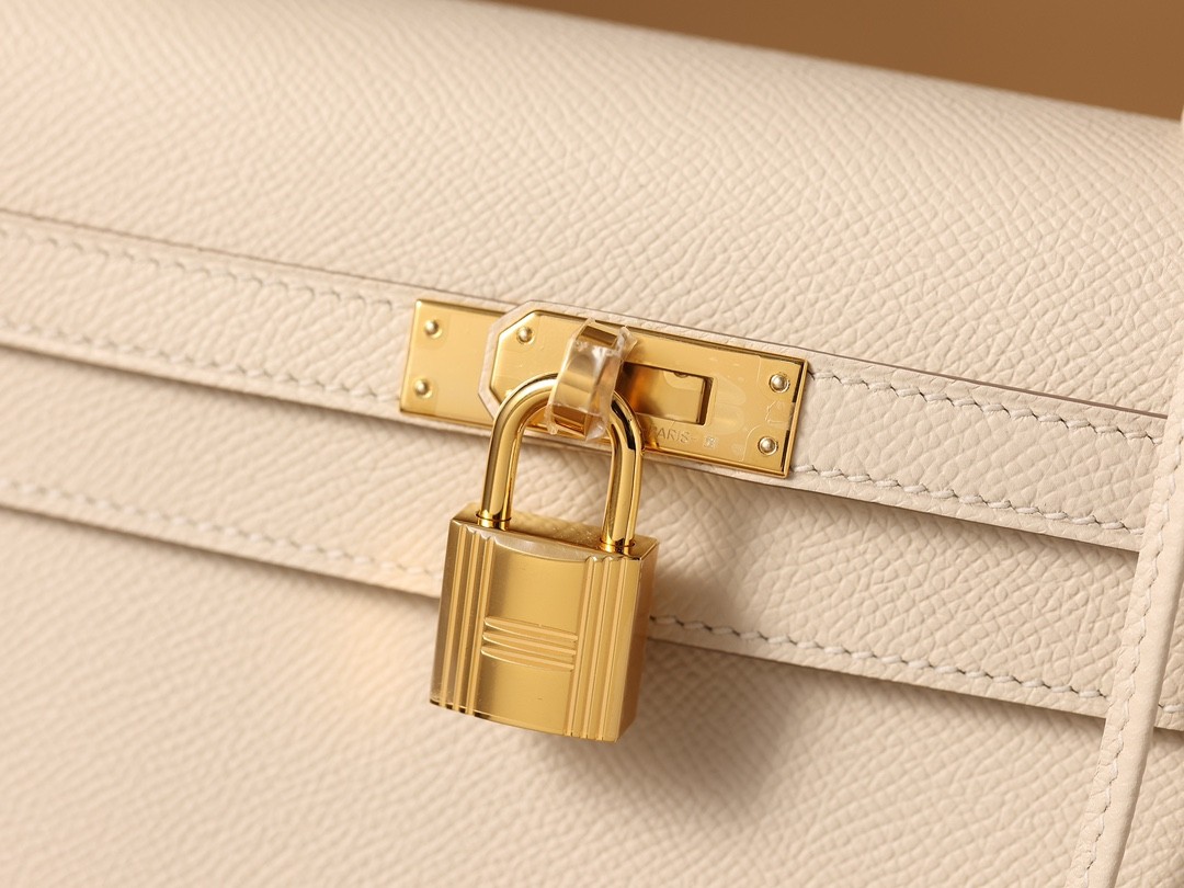 Shebag 15% off!And Hermes Kelly 25 snow white bag in gold hardware fully hand made review (2024 Dec updated)-Best Quality Fake designer Bag Review, Replica designer bag ru Shebag 15% off!And Hermes Kelly 25 snow white bag in gold hardware fully hand made review (2024 Dec updated)-Best Quality Fake designer Bag Review, Replica designer bag ru