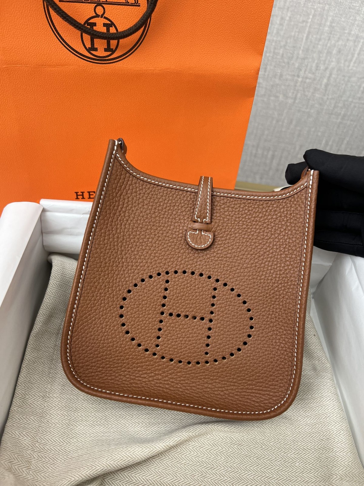 Shebag 15% off！And Shebag fully handmade Hermes Evelyn 16 bag in brown review （2024 Dec updated）-Best Quality Fake designer Bag Review, Replica designer bag ru