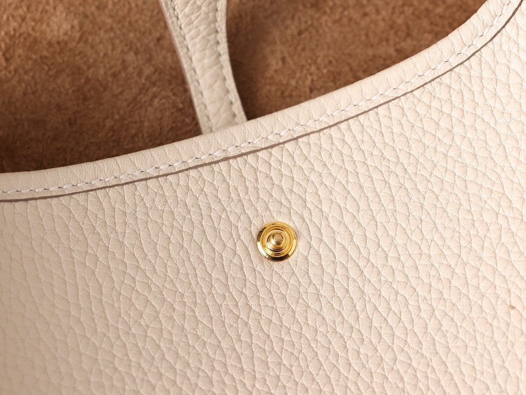 What a beautiful SnowWhite！Shebag fully hand made Hermes Evelyn 16 Togo leather bag（2024 Dec updated）-Best Quality Fake designer Bag Review, Replica designer bag ru