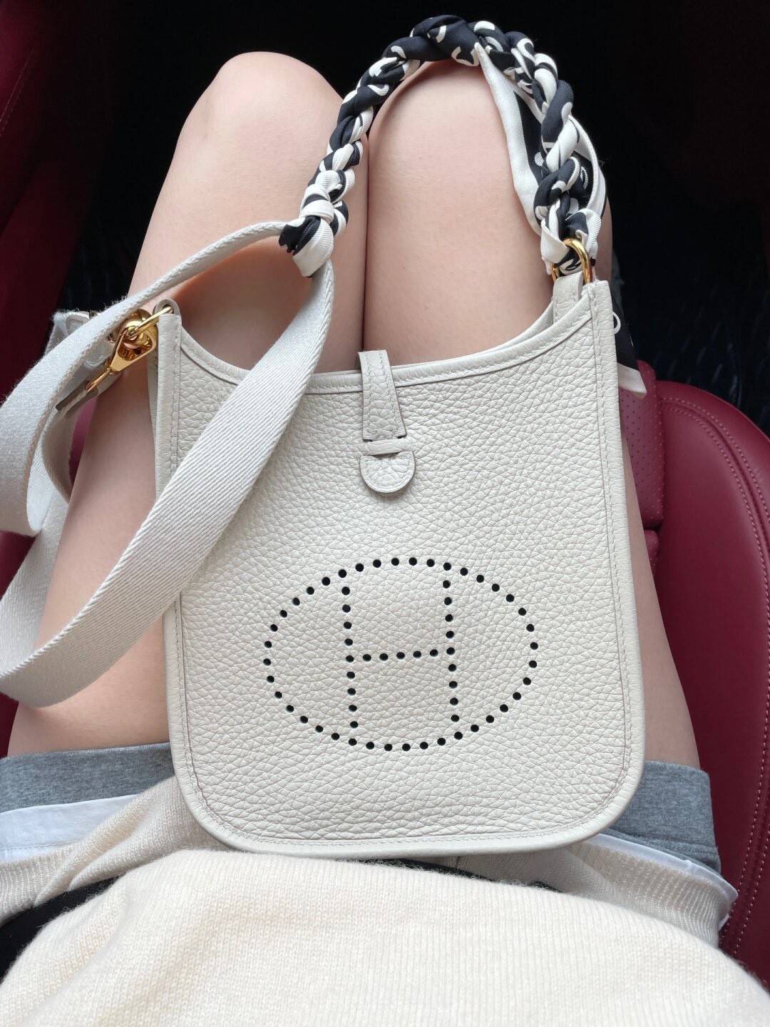 What a beautiful SnowWhite！Shebag fully hand made Hermes Evelyn 16 Togo leather bag（2024 Dec updated）-Best Quality Fake designer Bag Review, Replica designer bag ru