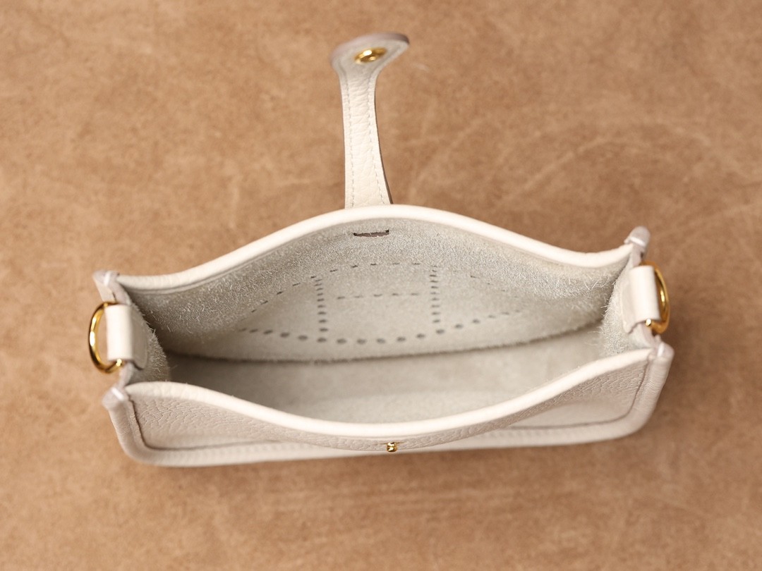 What a beautiful SnowWhite！Shebag fully hand made Hermes Evelyn 16 Togo leather bag（2024 Dec updated）-Best Quality Fake designer Bag Review, Replica designer bag ru