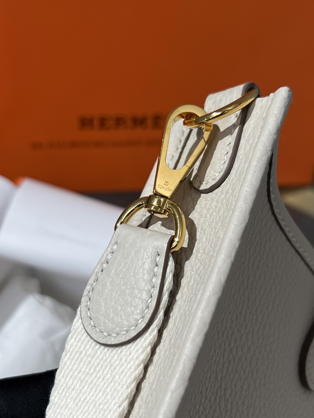 What a beautiful SnowWhite！Shebag fully hand made Hermes Evelyn 16 Togo leather bag（2024 Dec updated）-Best Quality Fake designer Bag Review, Replica designer bag ru
