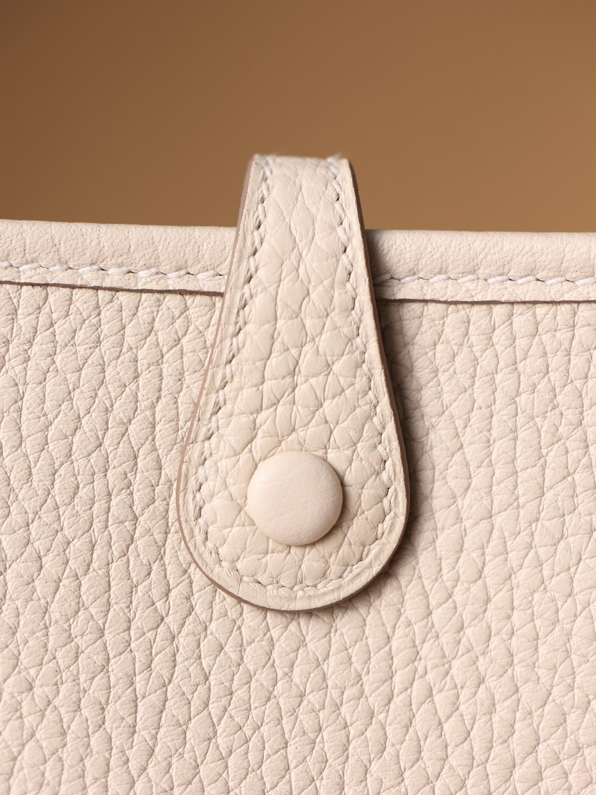 What a beautiful SnowWhite！Shebag fully hand made Hermes Evelyn 16 Togo leather bag（2024 Dec updated）-Best Quality Fake designer Bag Review, Replica designer bag ru