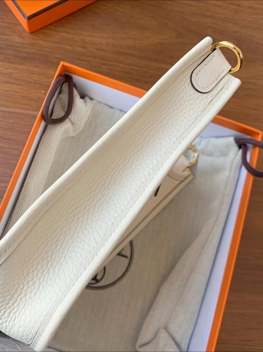 What a beautiful SnowWhite！Shebag fully hand made Hermes Evelyn 16 Togo leather bag（2024 Dec updated）-Best Quality Fake designer Bag Review, Replica designer bag ru