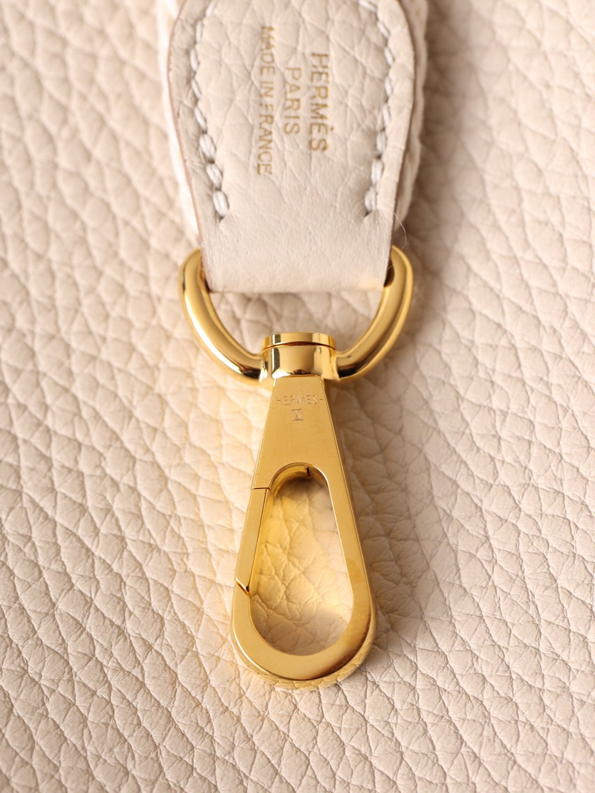 What a beautiful SnowWhite！Shebag fully hand made Hermes Evelyn 16 Togo leather bag（2024 Dec updated）-Best Quality Fake designer Bag Review, Replica designer bag ru