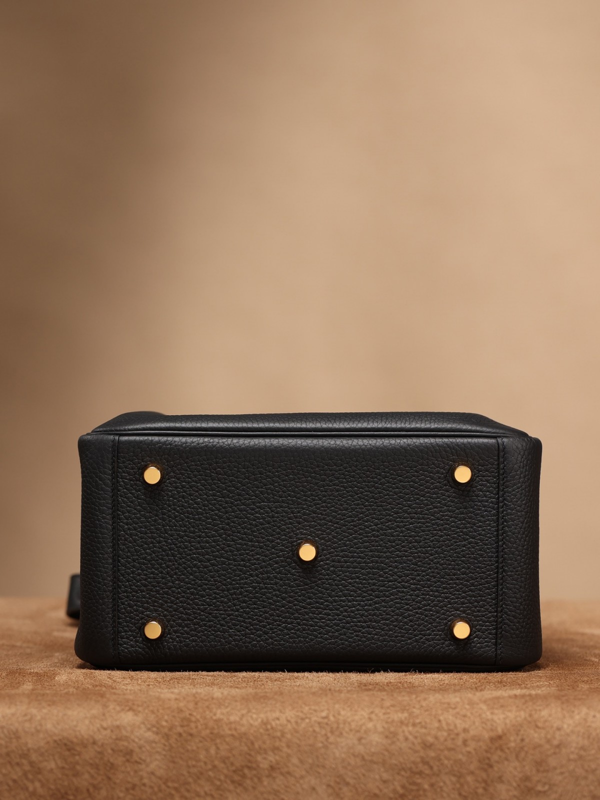 Shebag fully handmade Lindy 26 bag in black togo gold hardware review (2024 Dec updated)-Best Quality Fake designer Bag Review, Replica designer bag ru Shebag fully handmade Lindy 26 bag in black togo gold hardware review (2024 Dec updated)-Best Quality Fake designer Bag Review, Replica designer bag ru