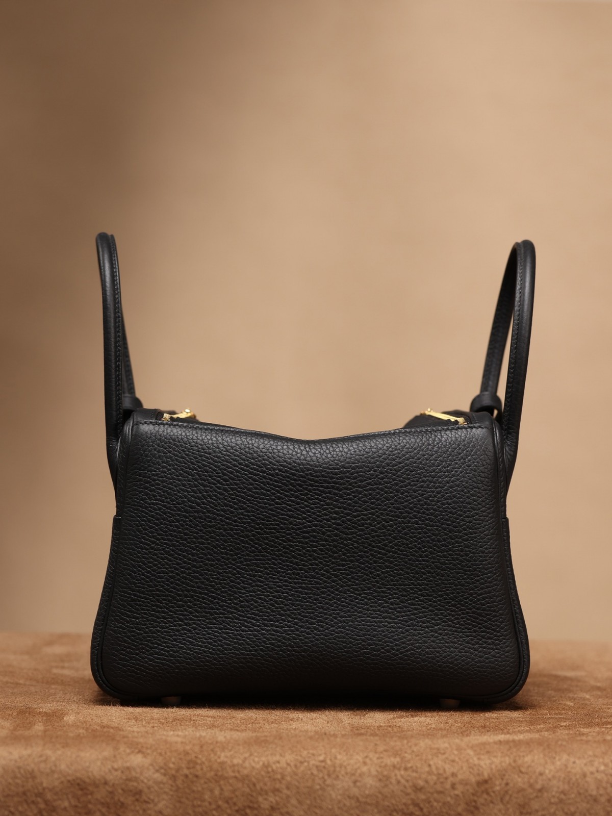 Shebag fully handmade Lindy 26 bag in black togo gold hardware review (2024 Dec updated)-Best Quality Fake designer Bag Review, Replica designer bag ru Shebag fully handmade Lindy 26 bag in black togo gold hardware review (2024 Dec updated)-Best Quality Fake designer Bag Review, Replica designer bag ru