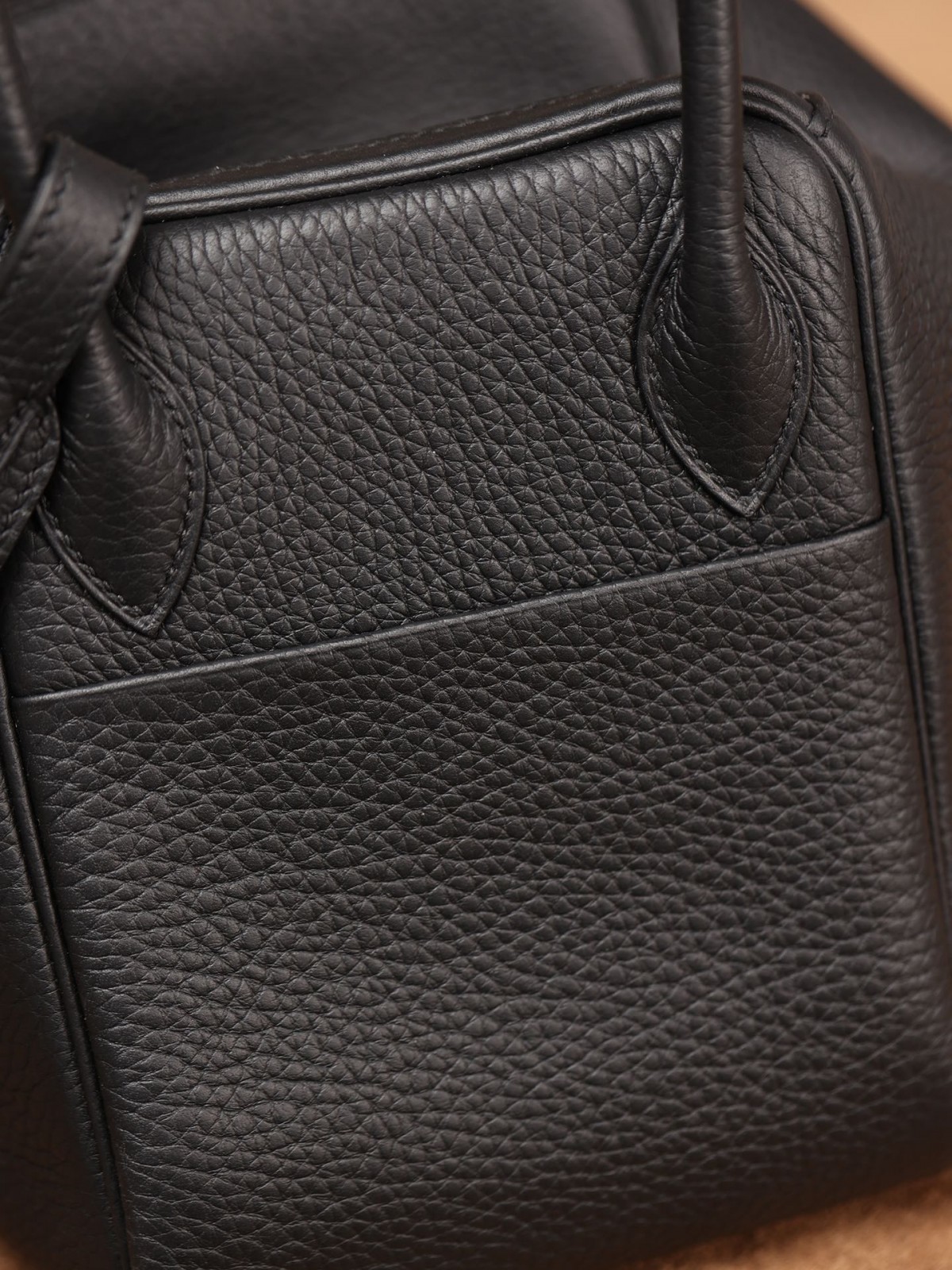 Shebag fully handmade Lindy 26 bag in black togo gold hardware review (2024 Dec updated)-Best Quality Fake designer Bag Review, Replica designer bag ru Shebag fully handmade Lindy 26 bag in black togo gold hardware review (2024 Dec updated)-Best Quality Fake designer Bag Review, Replica designer bag ru