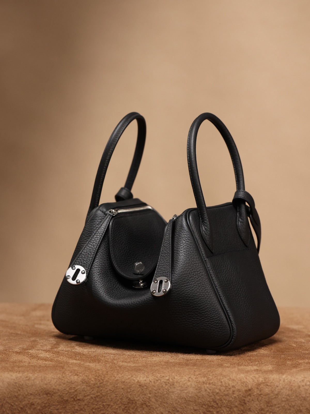 Shebag fully handmade Lindy 26 bag in black togo gold hardware review (2024 Dec updated)-Best Quality Fake designer Bag Review, Replica designer bag ru Shebag fully handmade Lindy 26 bag in black togo gold hardware review (2024 Dec updated)-Best Quality Fake designer Bag Review, Replica designer bag ru