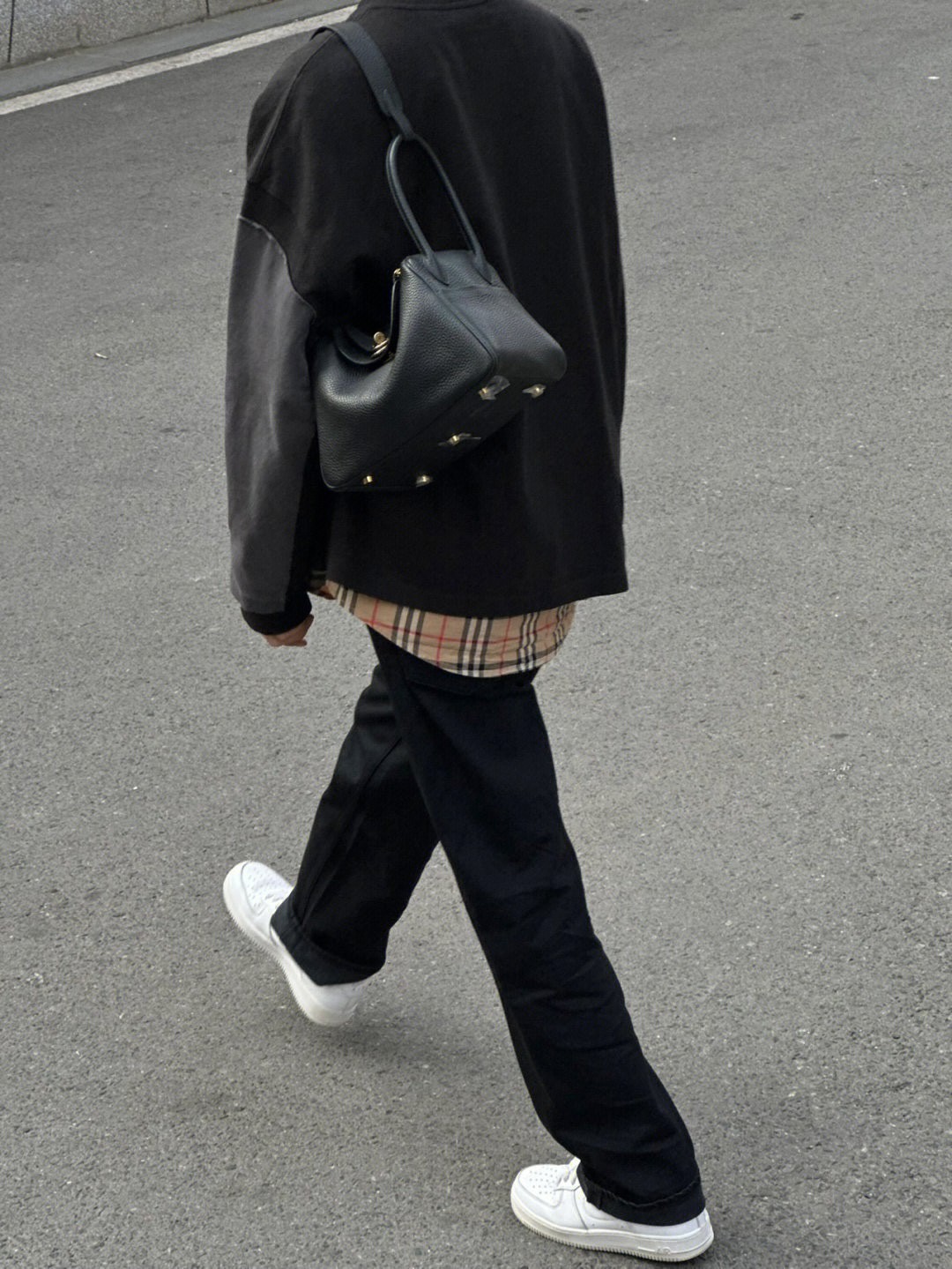 Shebag fully handmade Lindy 26 bag in black togo gold hardware review (2024 Dec updated)-Best Quality Fake designer Bag Review, Replica designer bag ru Shebag fully handmade Lindy 26 bag in black togo gold hardware review (2024 Dec updated)-Best Quality Fake designer Bag Review, Replica designer bag ru