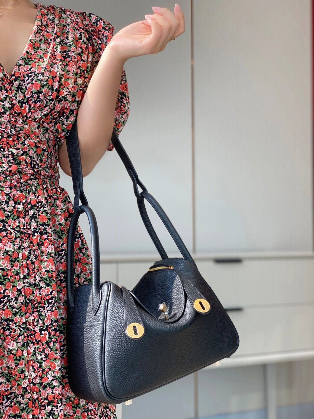 Shebag fully handmade Lindy 26 bag in black togo gold hardware review (2024 Dec updated)-Best Quality Fake designer Bag Review, Replica designer bag ru Shebag fully handmade Lindy 26 bag in black togo gold hardware review (2024 Dec updated)-Best Quality Fake designer Bag Review, Replica designer bag ru