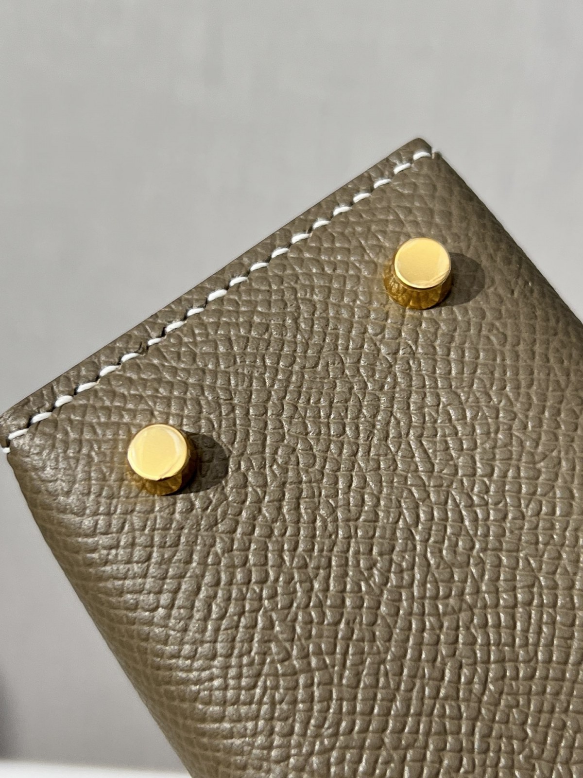 Shebag fully handmade Mini Kelly 2 bag in grey epsom leather gold hardware new batch photos (2024 Dec updated)-Best Quality Fake designer Bag Review, Replica designer bag ru