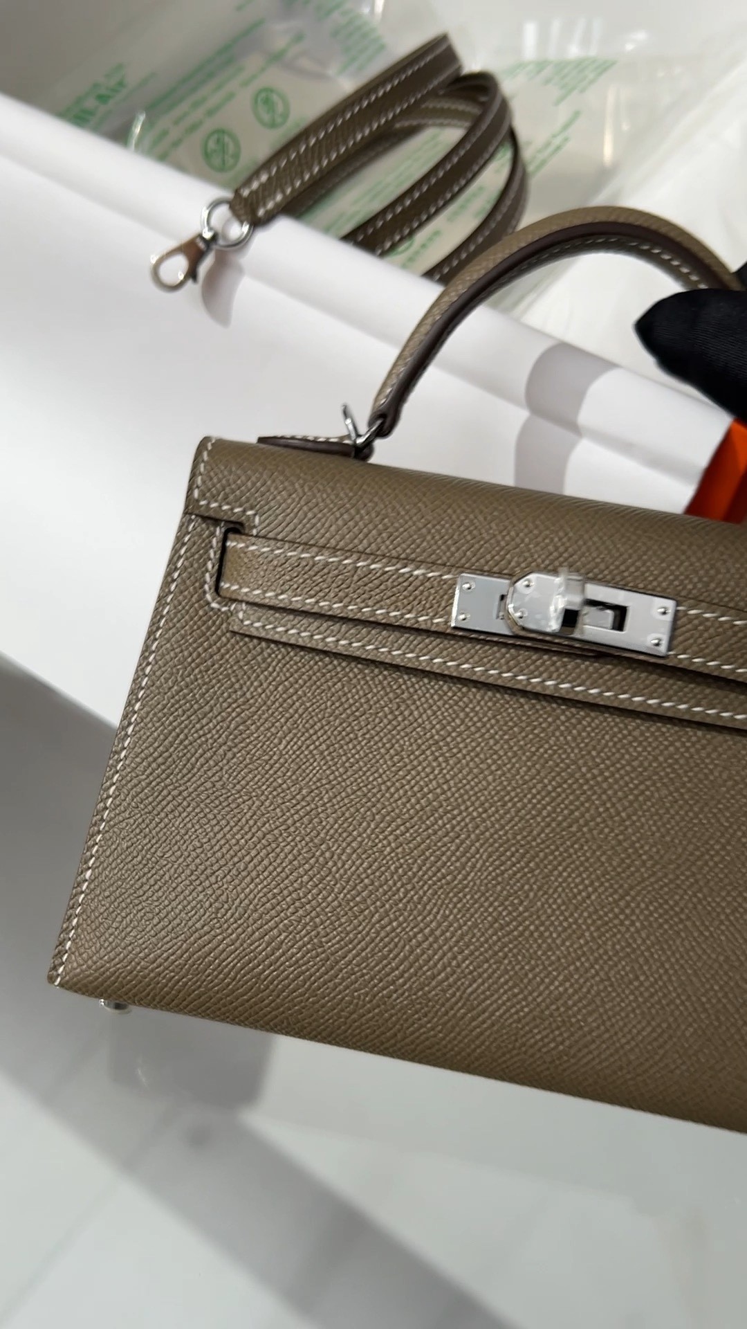 Shebag fully handmade Mini Kelly 2 bag in grey epsom leather gold hardware new batch photos (2024 Dec updated)-Best Quality Fake designer Bag Review, Replica designer bag ru