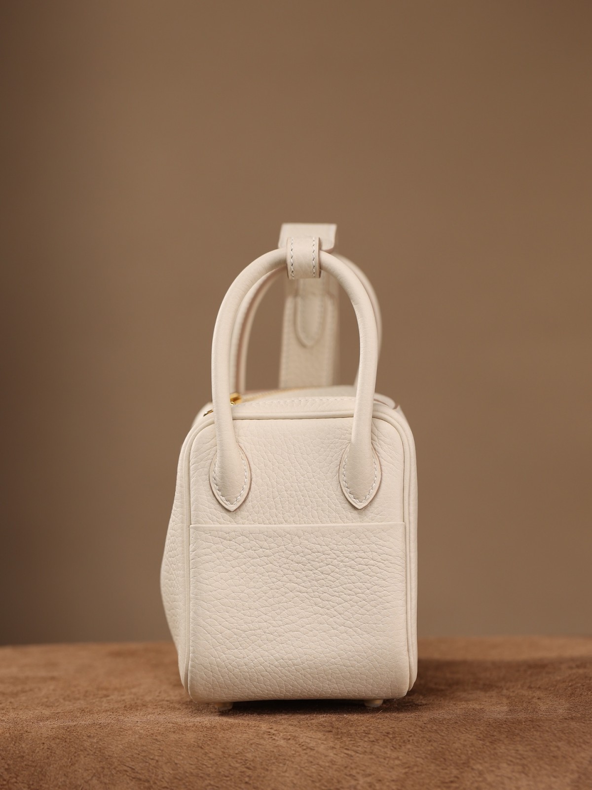 Shebag Lindy 19 bag snow white gold in togo leather review (2024 Dec updated)-Best Quality Fake designer Bag Review, Replica designer bag ru Shebag Lindy 19 bag snow white gold in togo leather review (2024 Dec updated)-Best Quality Fake designer Bag Review, Replica designer bag ru