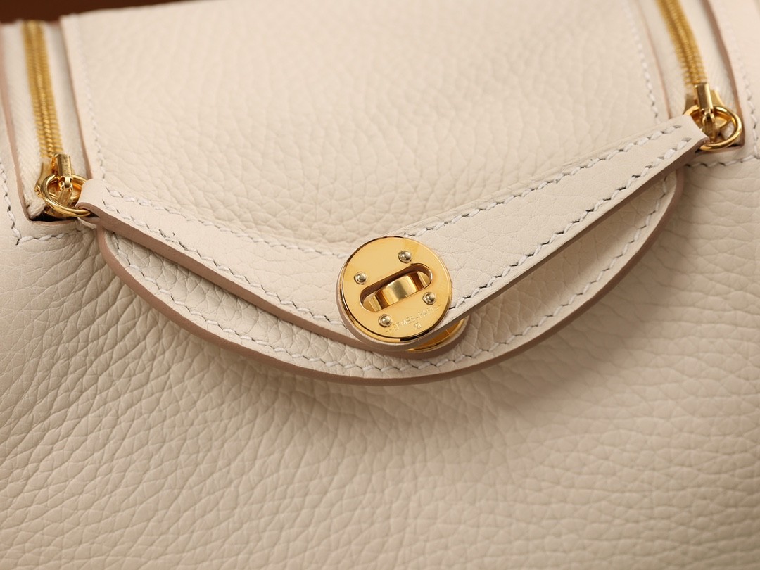 Shebag Lindy 19 bag snow white gold in togo leather review (2024 Dec updated)-Best Quality Fake designer Bag Review, Replica designer bag ru Shebag Lindy 19 bag snow white gold in togo leather review (2024 Dec updated)-Best Quality Fake designer Bag Review, Replica designer bag ru