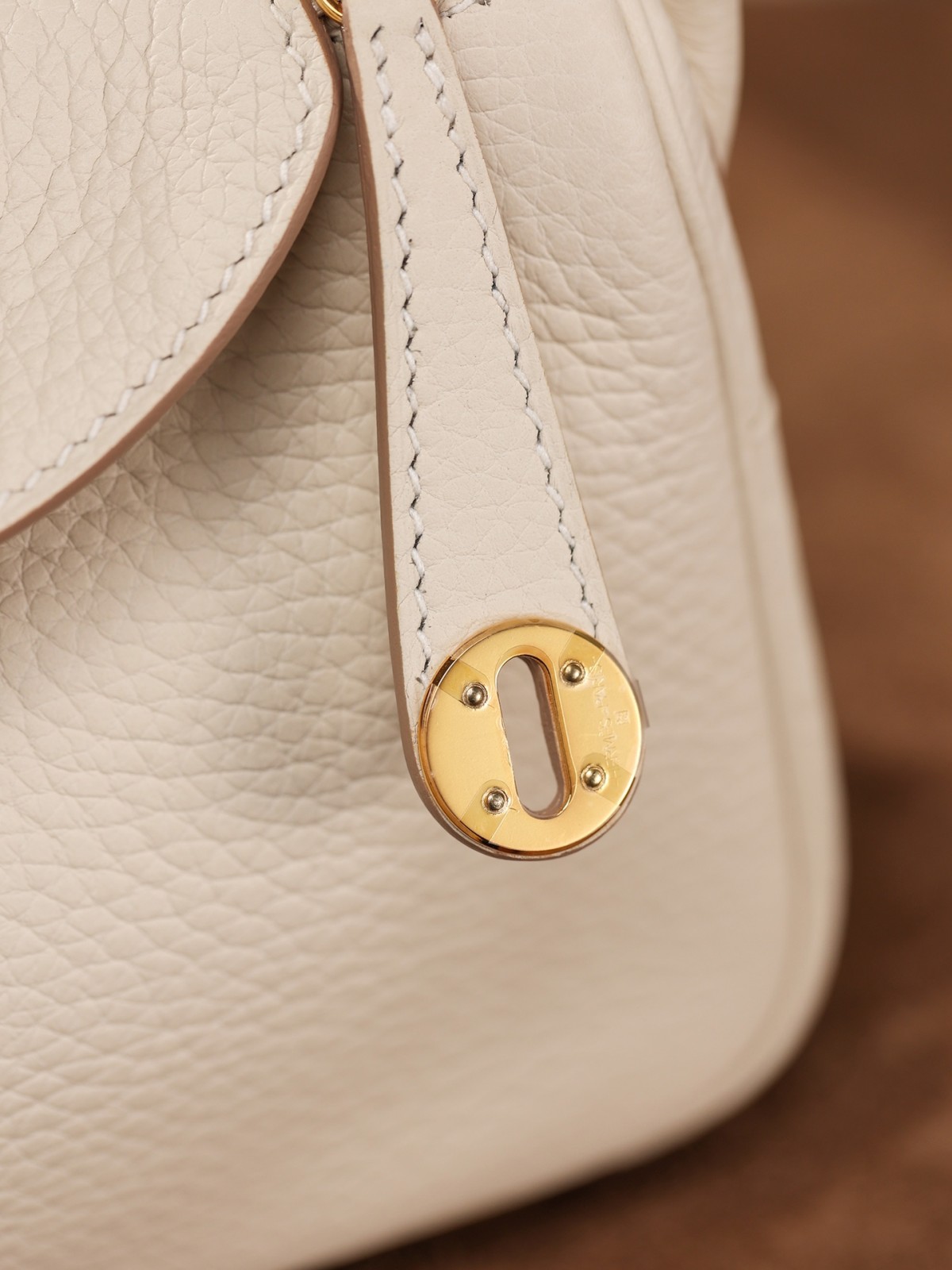 Shebag Lindy 19 bag snow white gold in togo leather review (2024 Dec updated)-Best Quality Fake designer Bag Review, Replica designer bag ru Shebag Lindy 19 bag snow white gold in togo leather review (2024 Dec updated)-Best Quality Fake designer Bag Review, Replica designer bag ru