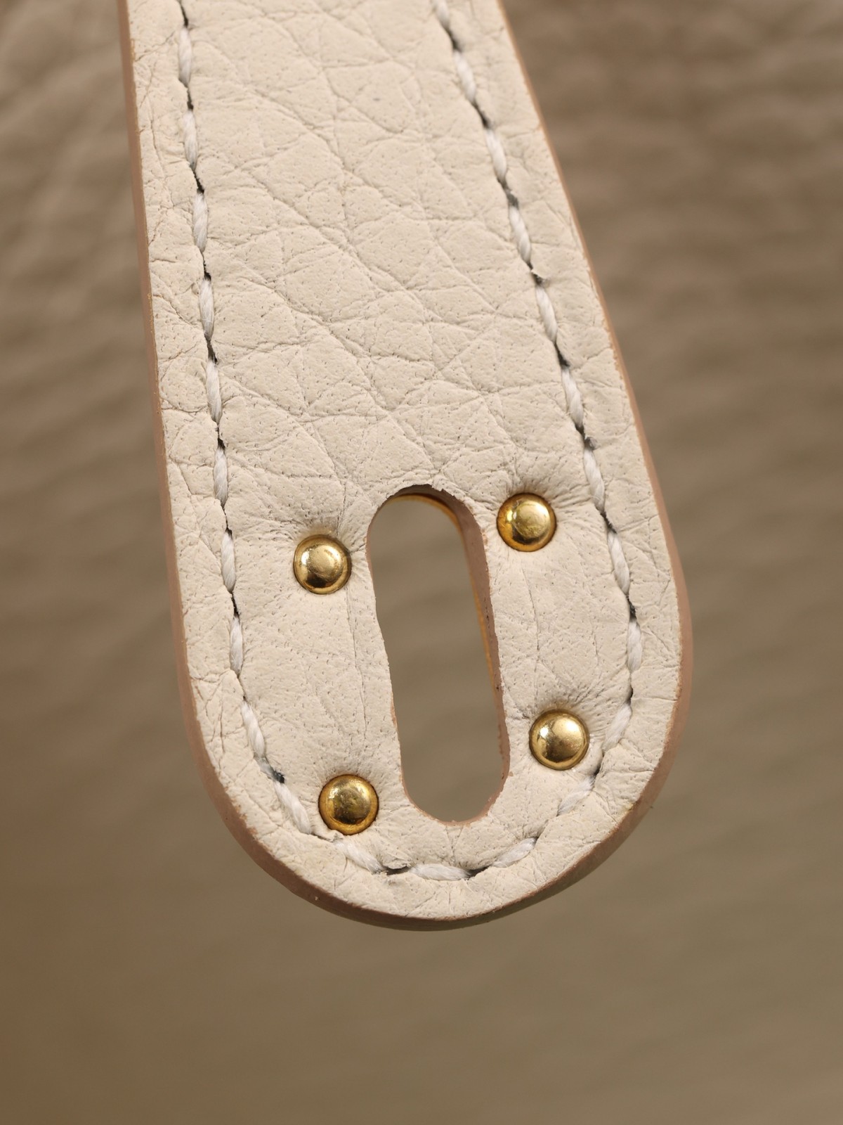 Shebag Lindy 19 bag snow white gold in togo leather review (2024 Dec updated)-Best Quality Fake designer Bag Review, Replica designer bag ru Shebag Lindy 19 bag snow white gold in togo leather review (2024 Dec updated)-Best Quality Fake designer Bag Review, Replica designer bag ru