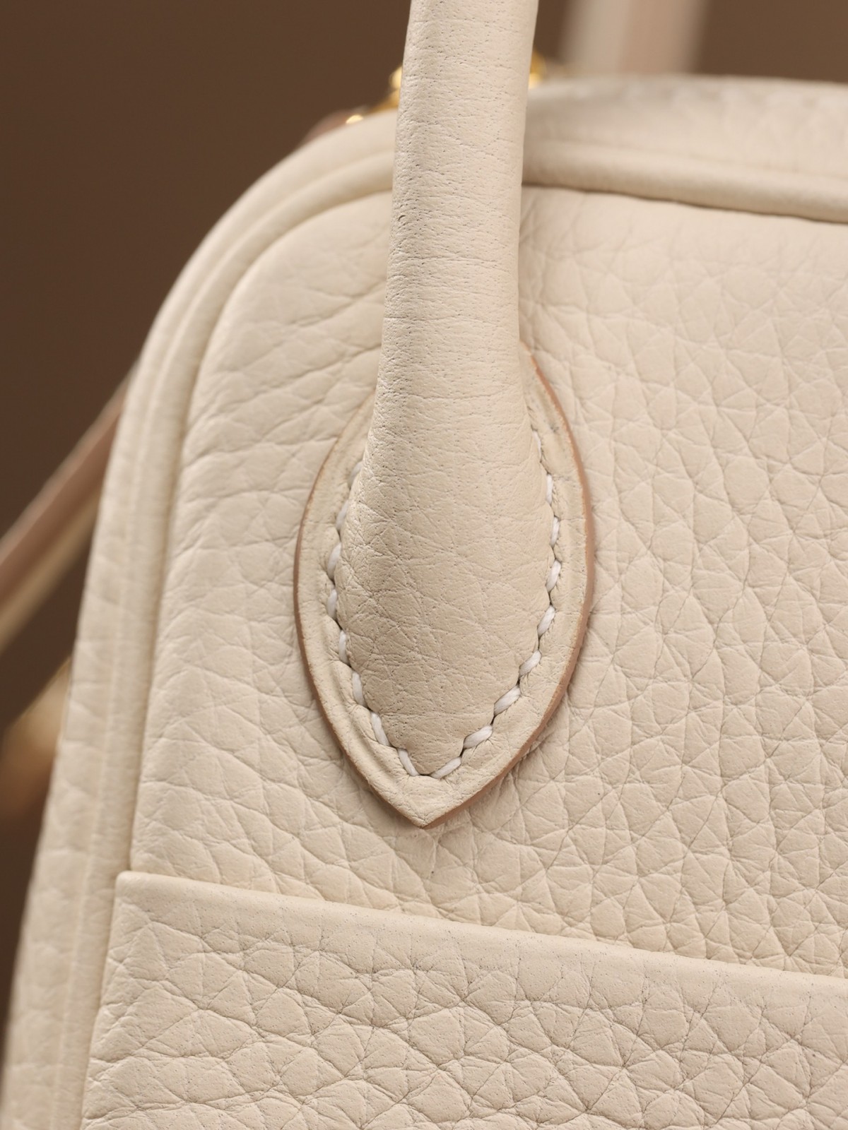 Shebag Lindy 19 bag snow white gold in togo leather review (2024 Dec updated)-Best Quality Fake designer Bag Review, Replica designer bag ru Shebag Lindy 19 bag snow white gold in togo leather review (2024 Dec updated)-Best Quality Fake designer Bag Review, Replica designer bag ru