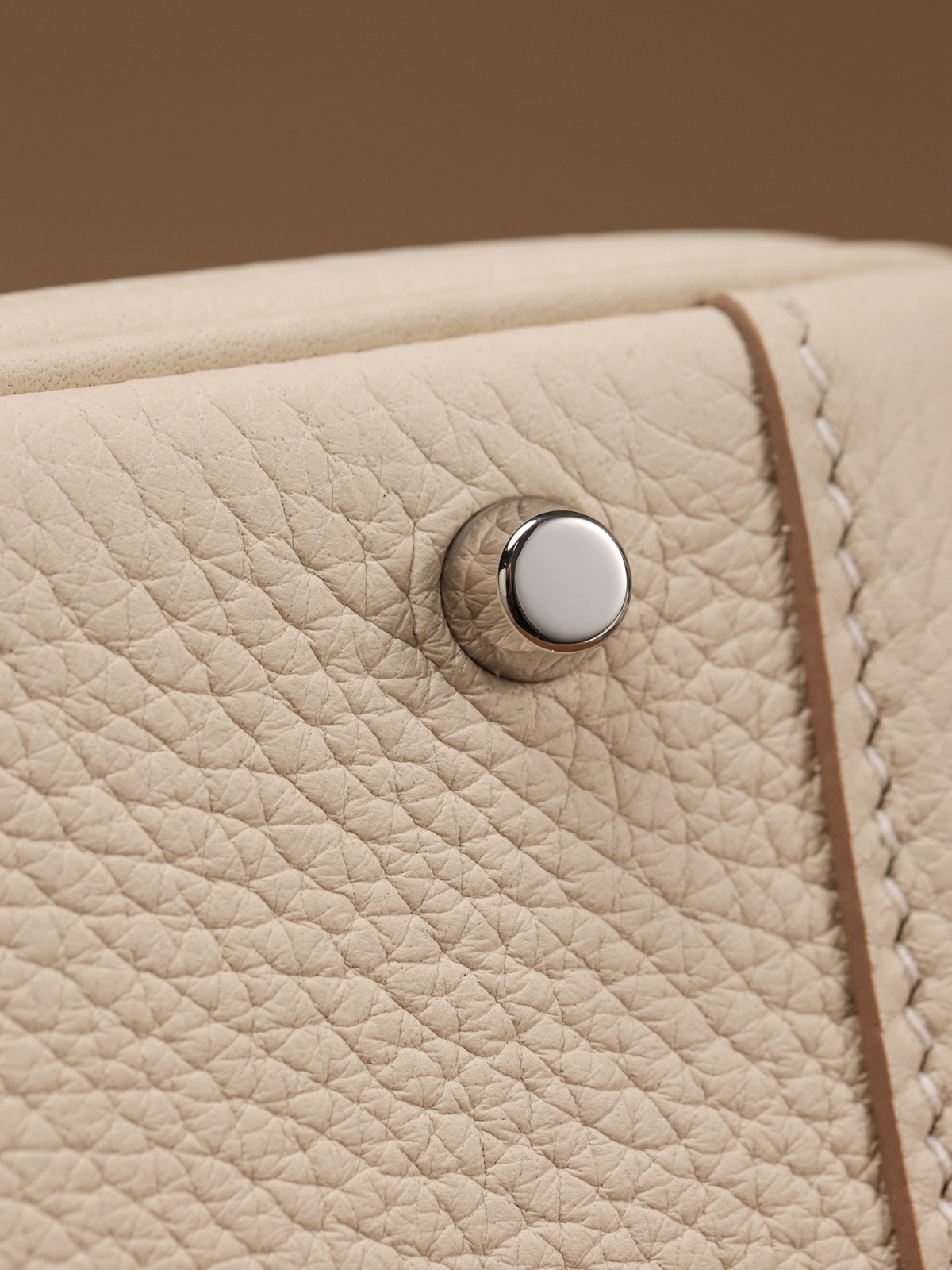 Shebag Lindy 19 bag snow white gold in togo leather review (2024 Dec updated)-Best Quality Fake designer Bag Review, Replica designer bag ru Shebag Lindy 19 bag snow white gold in togo leather review (2024 Dec updated)-Best Quality Fake designer Bag Review, Replica designer bag ru