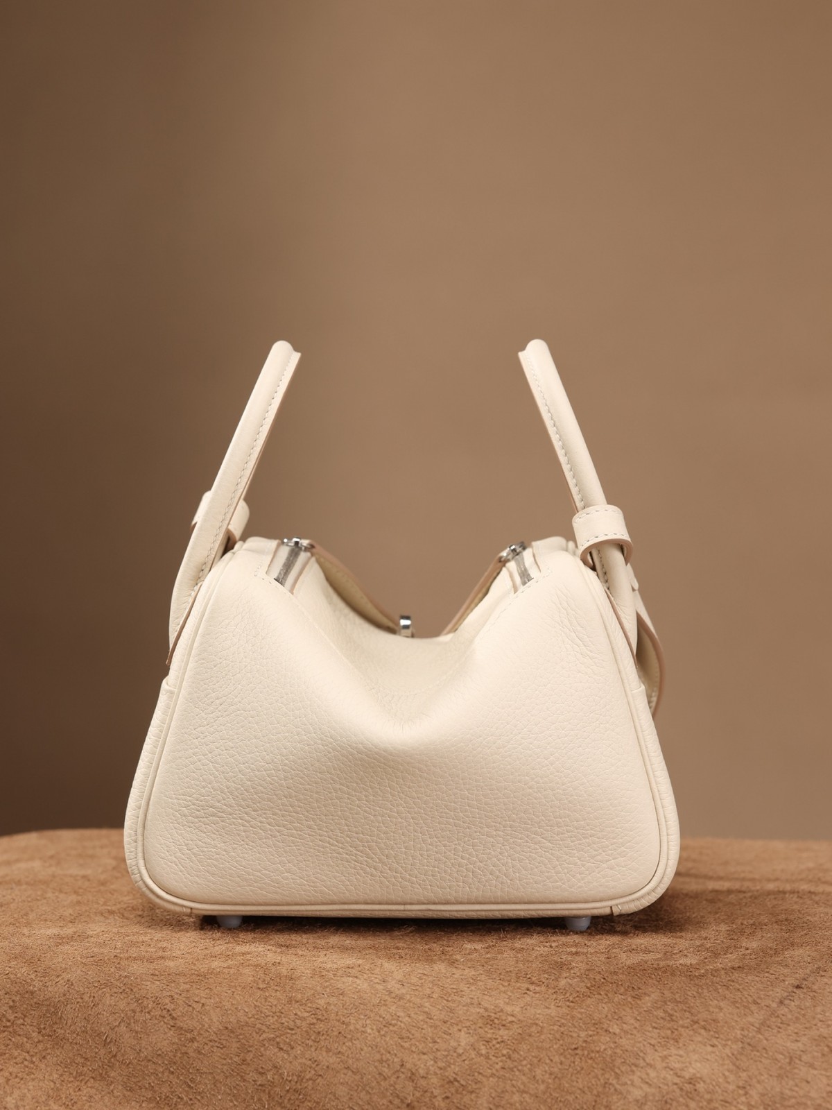 Shebag Lindy 19 bag snow white gold in togo leather review (2024 Dec updated)-Best Quality Fake designer Bag Review, Replica designer bag ru Shebag Lindy 19 bag snow white gold in togo leather review (2024 Dec updated)-Best Quality Fake designer Bag Review, Replica designer bag ru